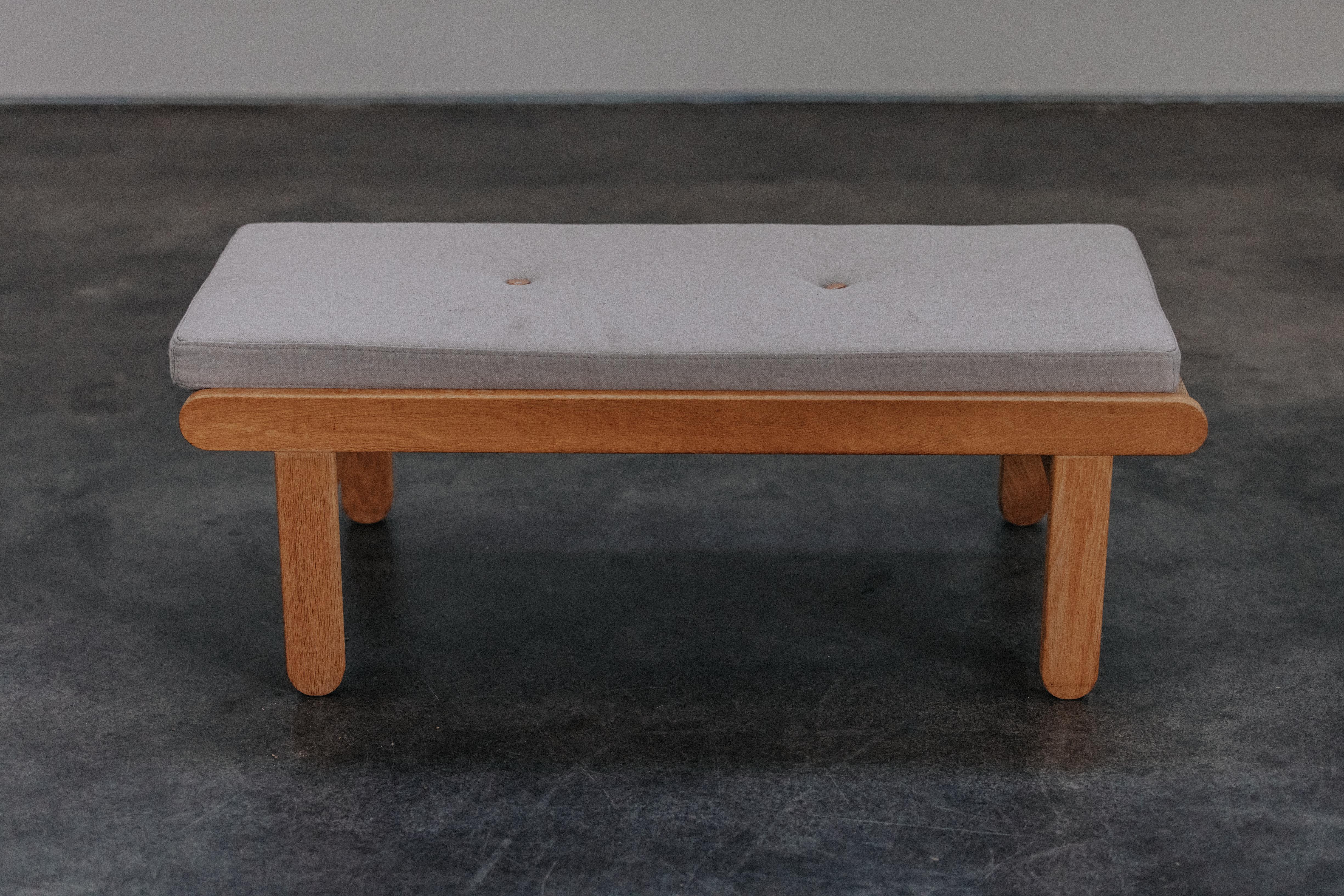 Vintage Oak Bench From Denmark, Circa 1960 In Good Condition For Sale In Nashville, TN