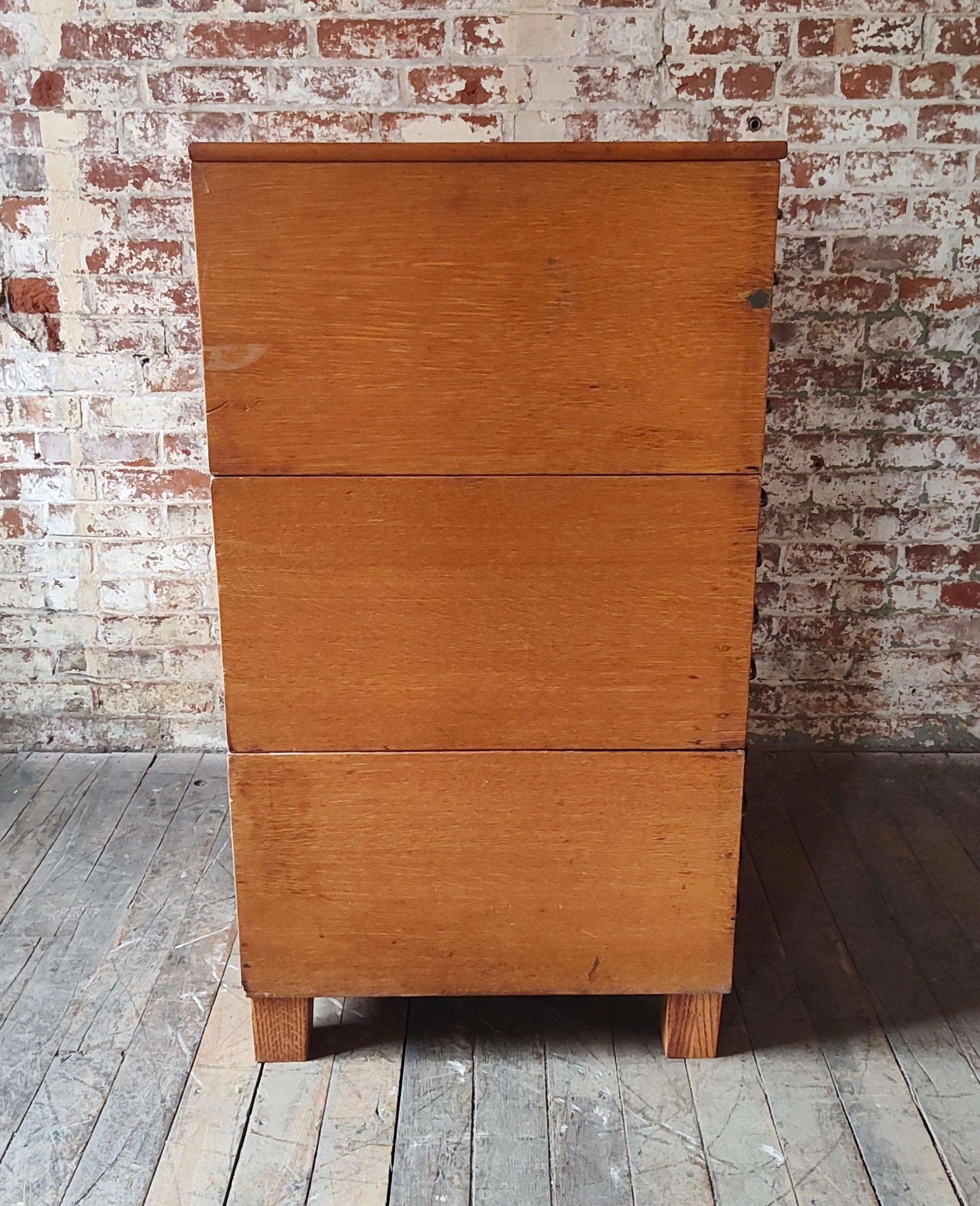 Vintage Oak Blueprint / Flat File Cabinet For Sale 2