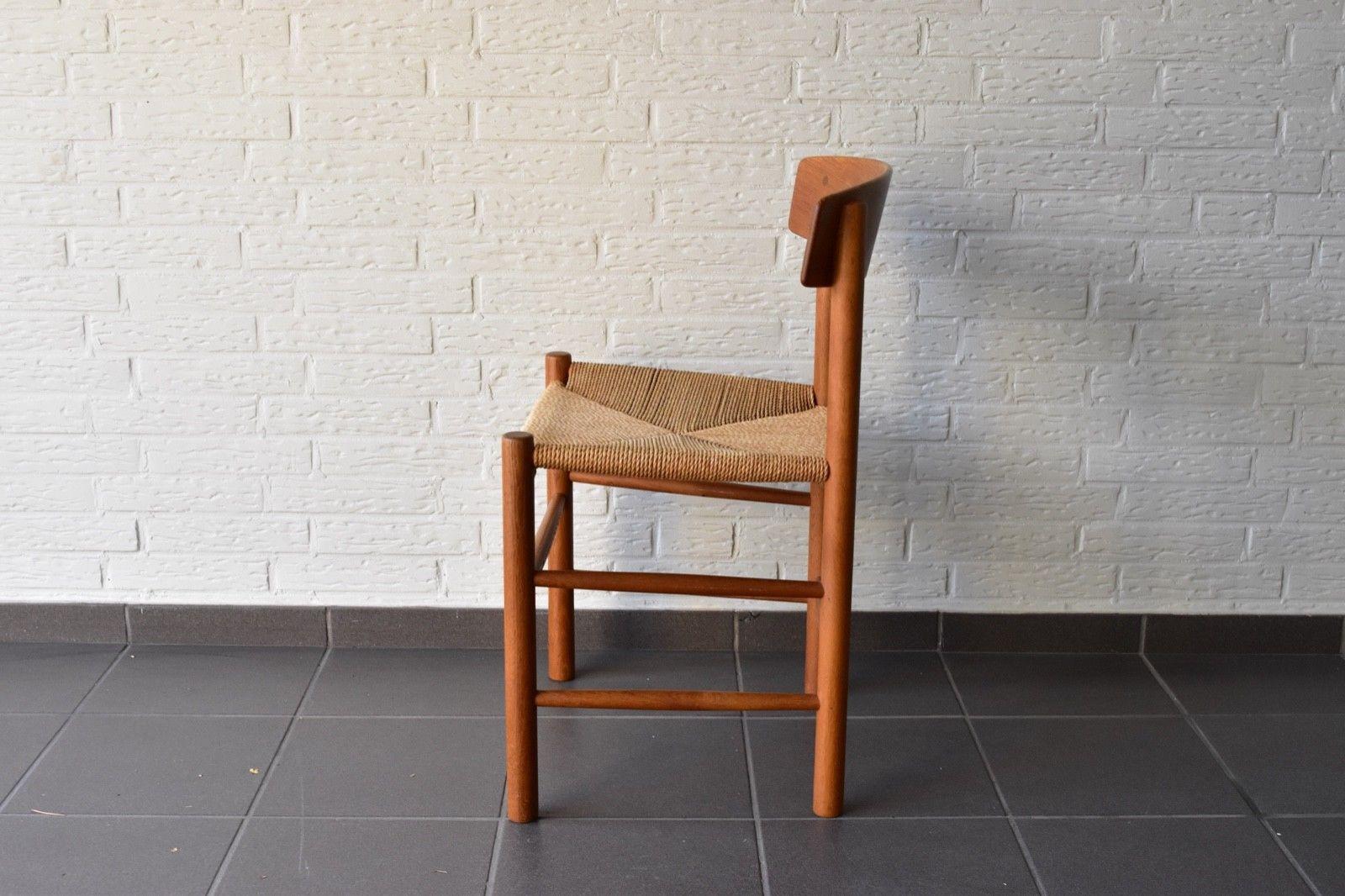 Mid-Century Modern Vintage Oak Børge Mogensen Chairs Produced by J39 FDB Møbler, Denmark