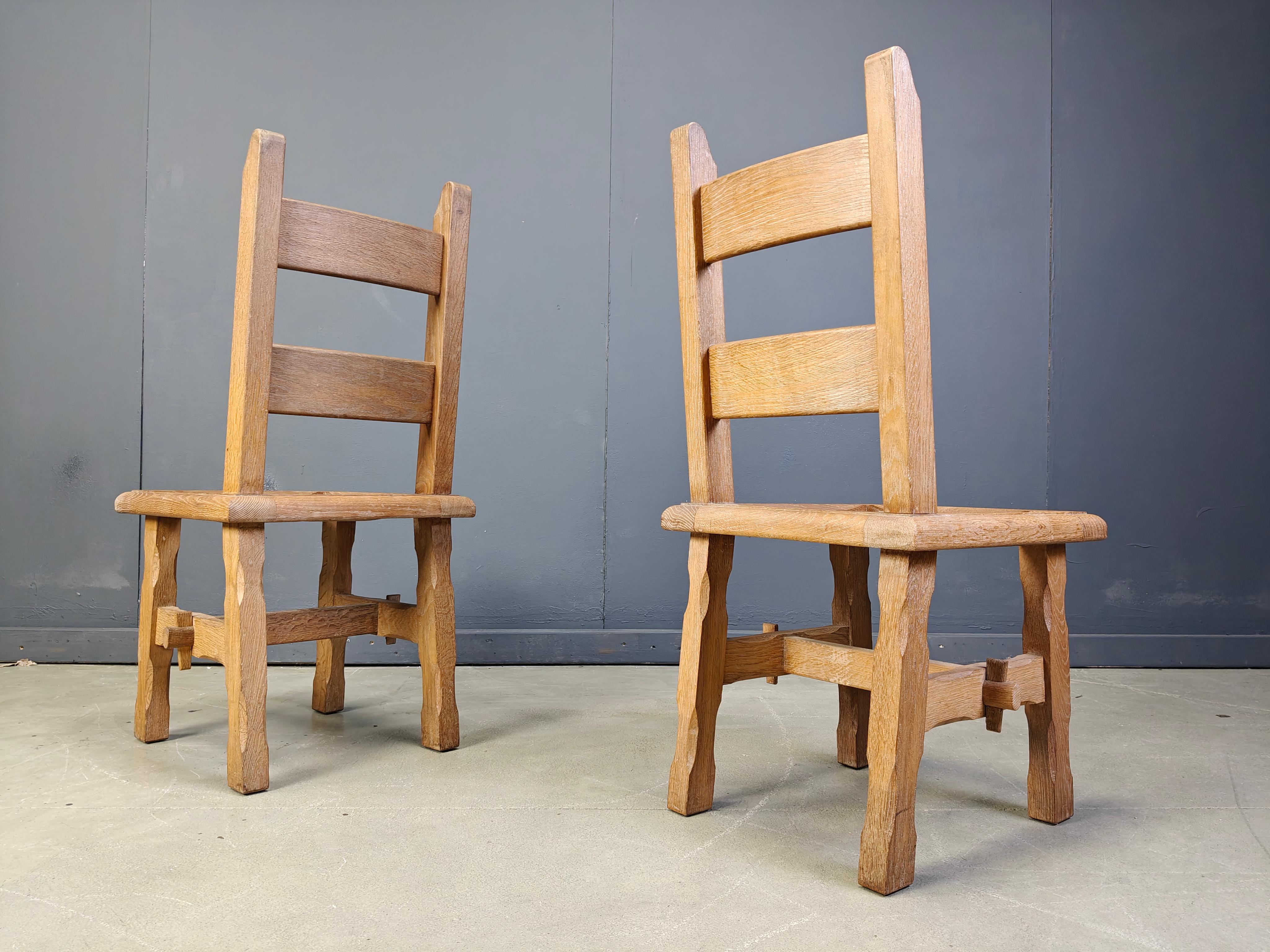 Vintage oak  brutalist dining chairs, 1960s In Good Condition For Sale In Leuven, Vlaams Gewest