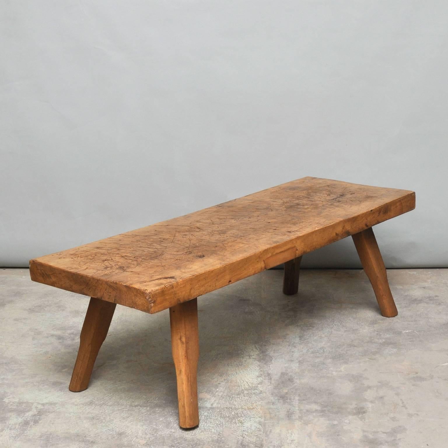 Vintage Oak Butcher's Block Coffee Table or Bench, 1930s In Good Condition In Amsterdam, Noord Holland