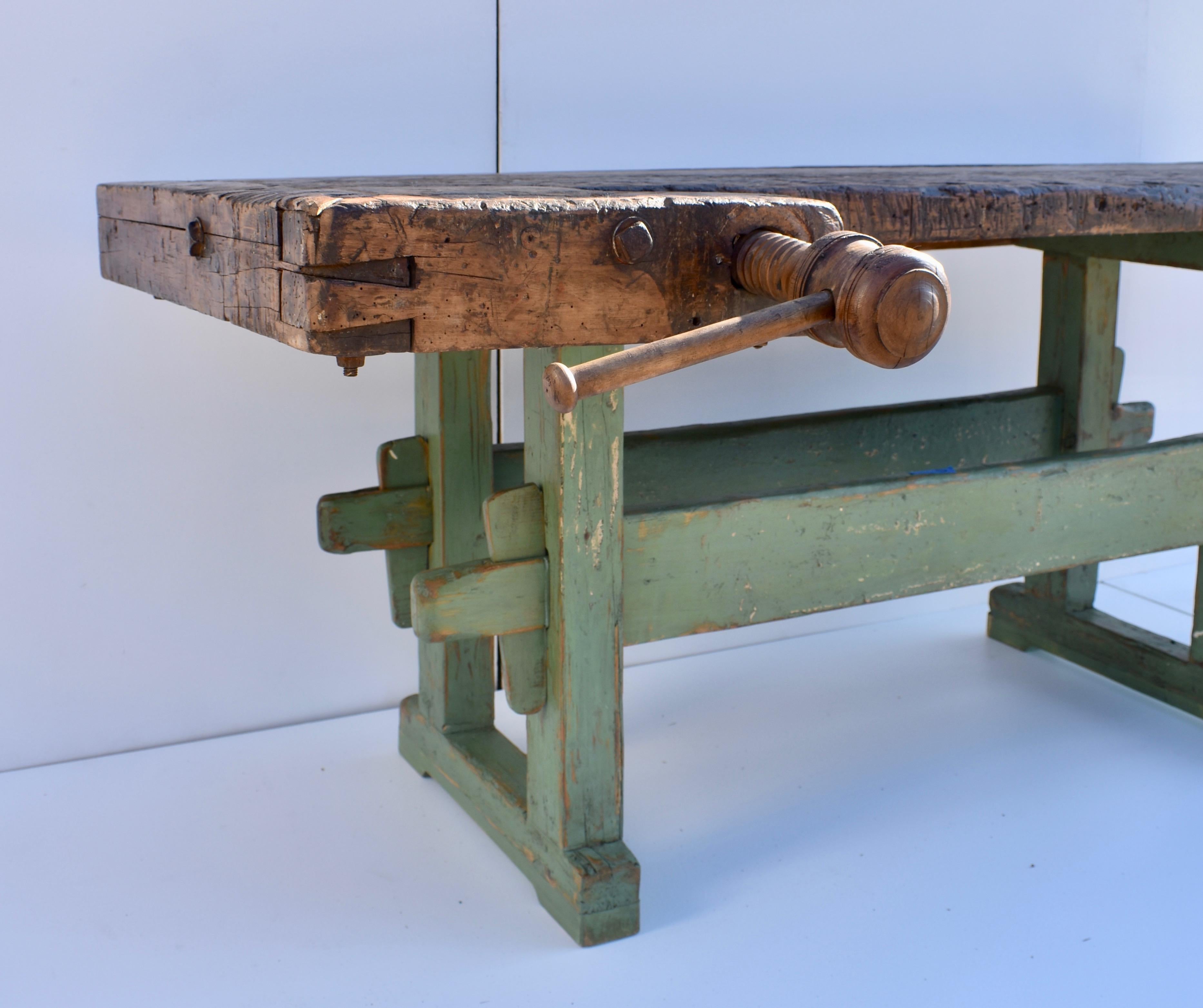 Vintage Oak Carpenter's and Joiner's Workbench In Good Condition In Baltimore, MD
