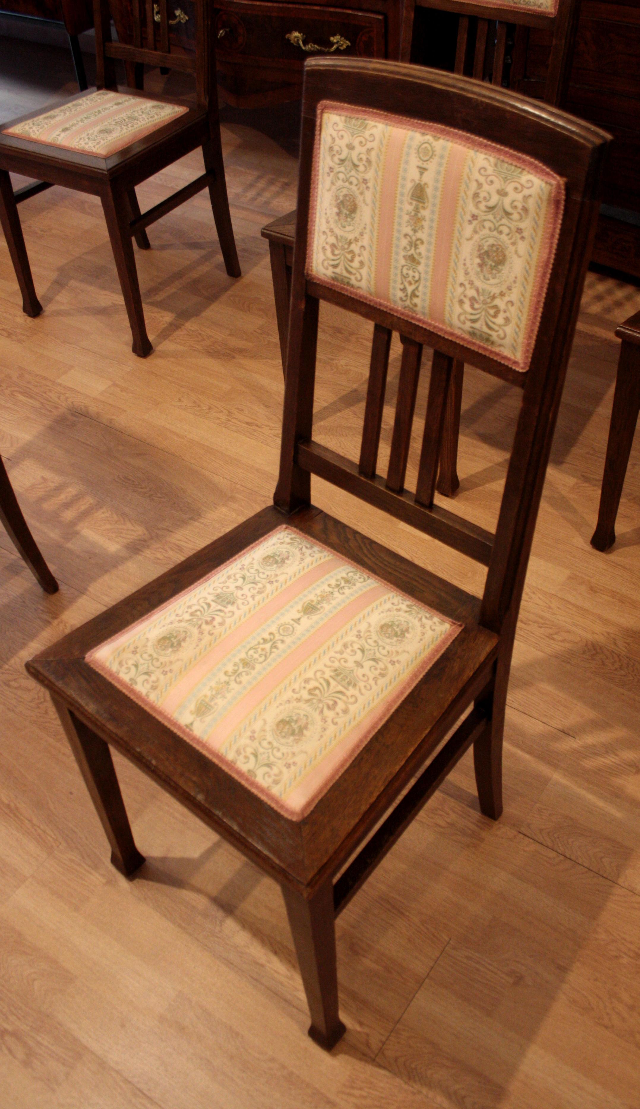 Vintage Oak Chairs, Set of 6 20th Century Classical Revivals Original Silk For Sale 8