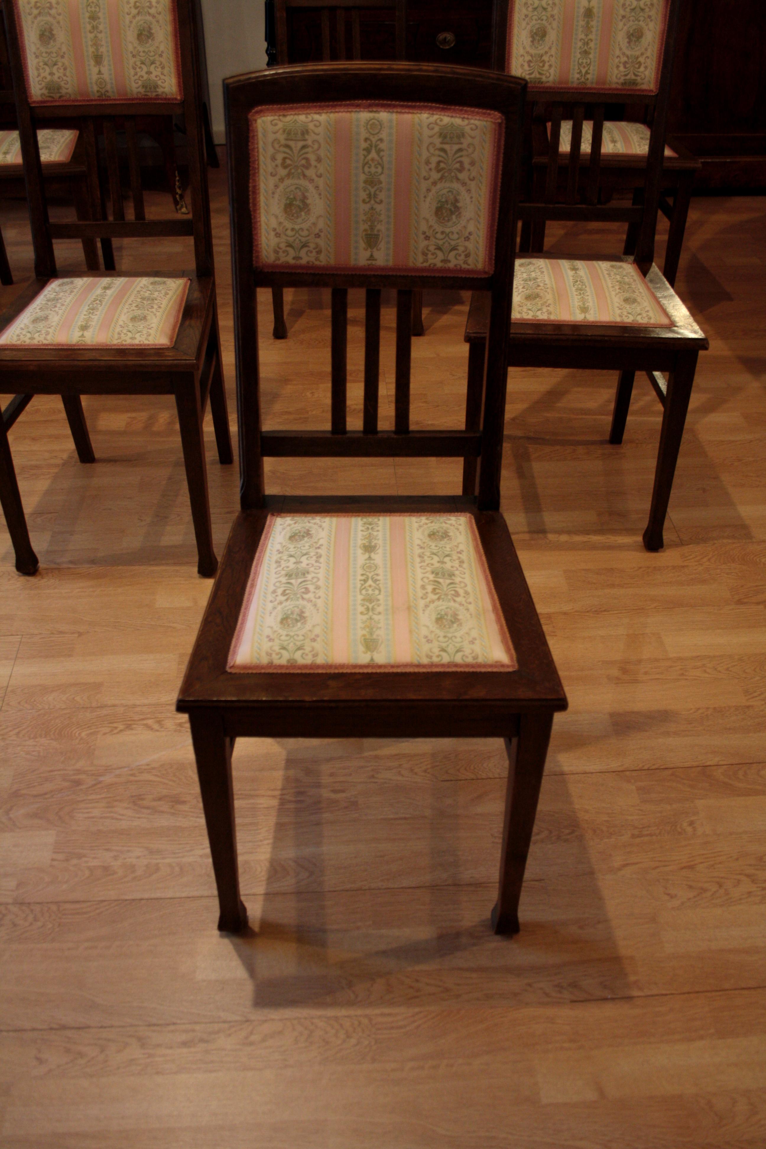 Vintage Oak Chairs, Set of 6 20th Century Classical Revivals Original Silk For Sale 9