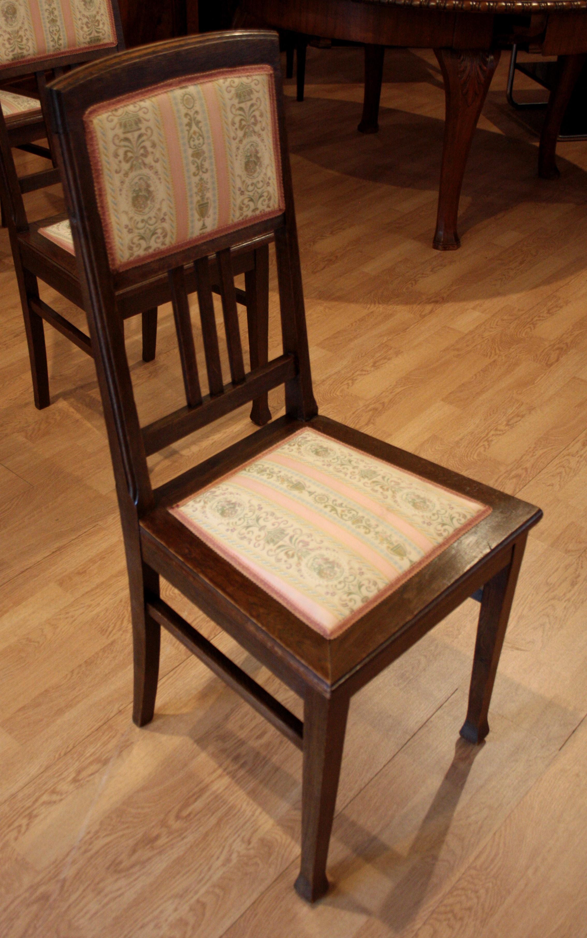 Vintage Oak Chairs, Set of 6 20th Century Classical Revivals Original Silk For Sale 11