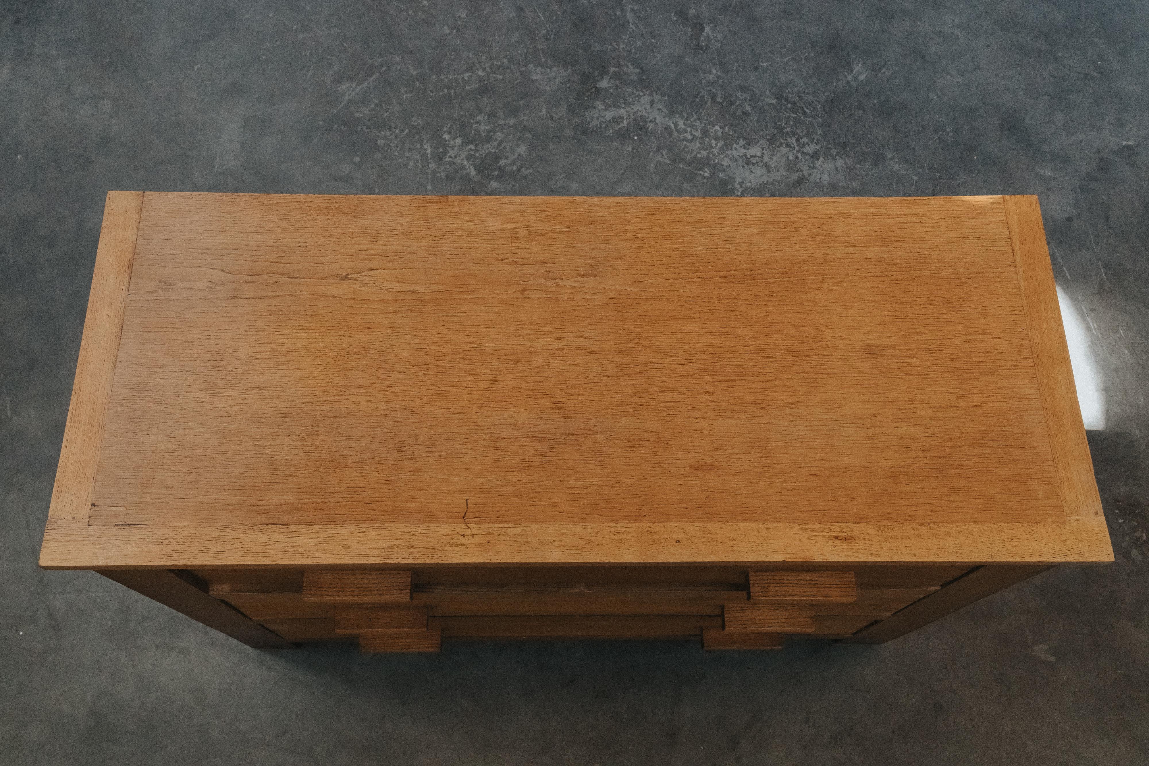 Vintage Eiche Kommode aus Frankreich, CIRCA 1960 im Angebot 1