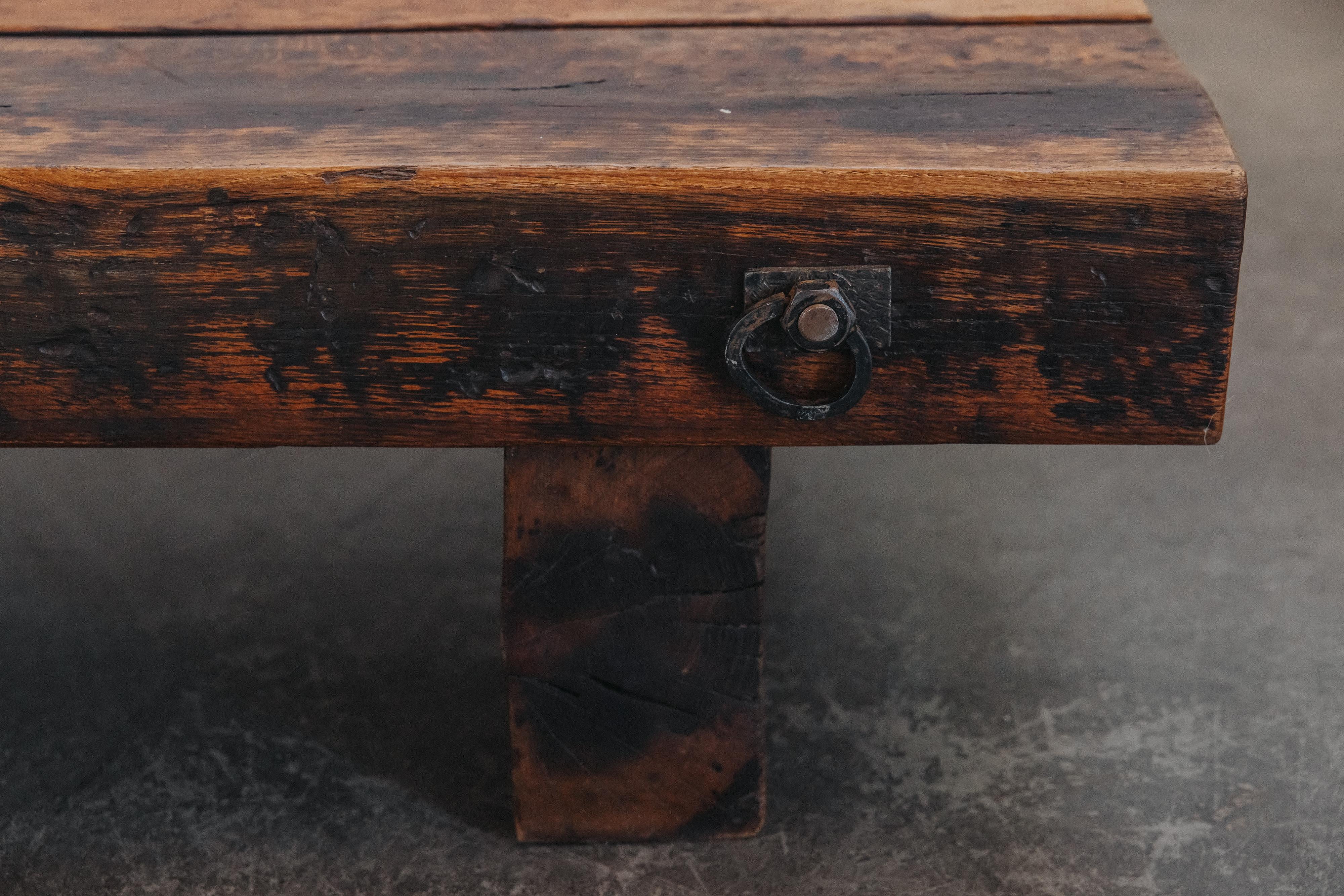 Mesa baja vintage de roble procedente de Francia, circa 1960 mediados del siglo XX en venta
