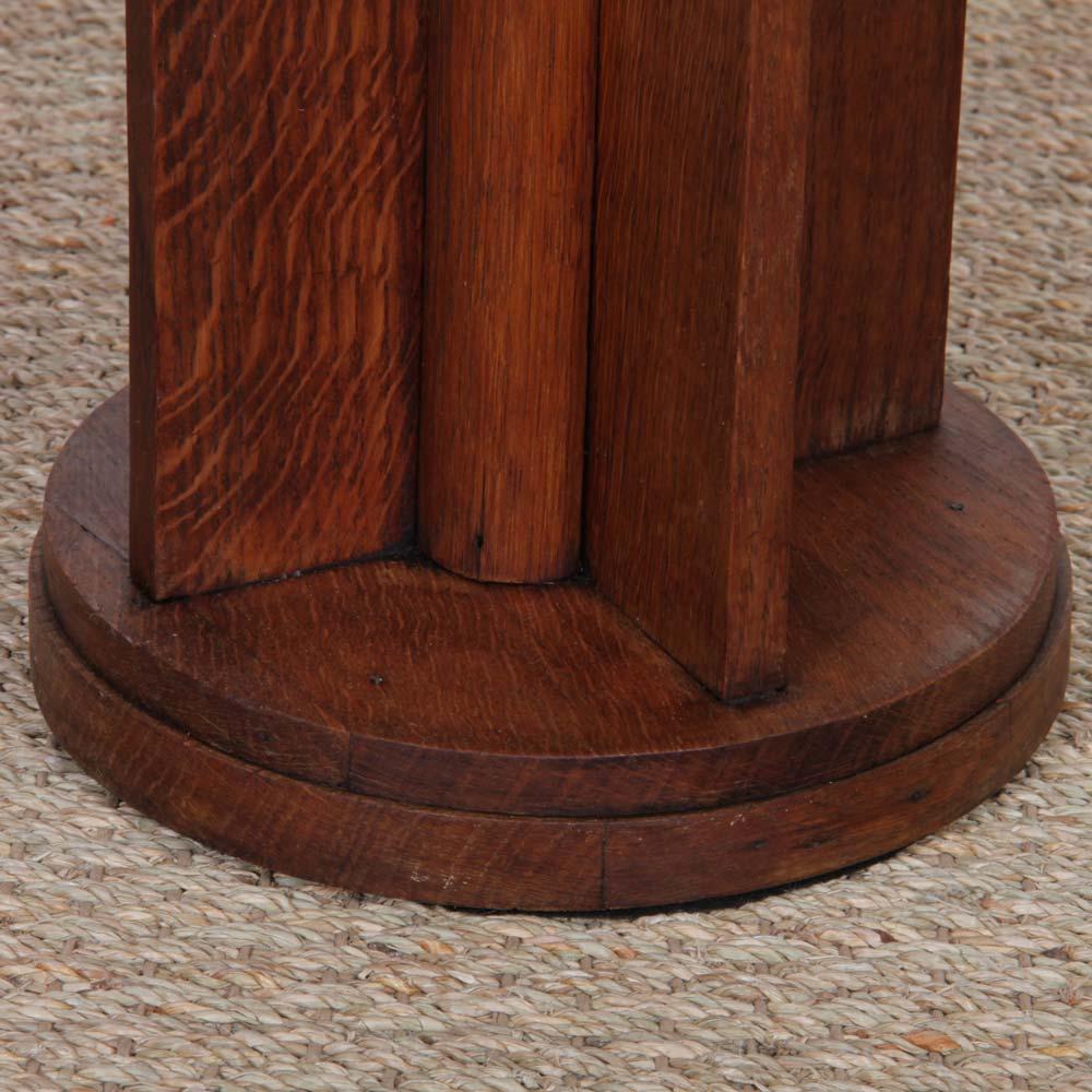 Oak Vintage oak coffee table from the 1950s For Sale