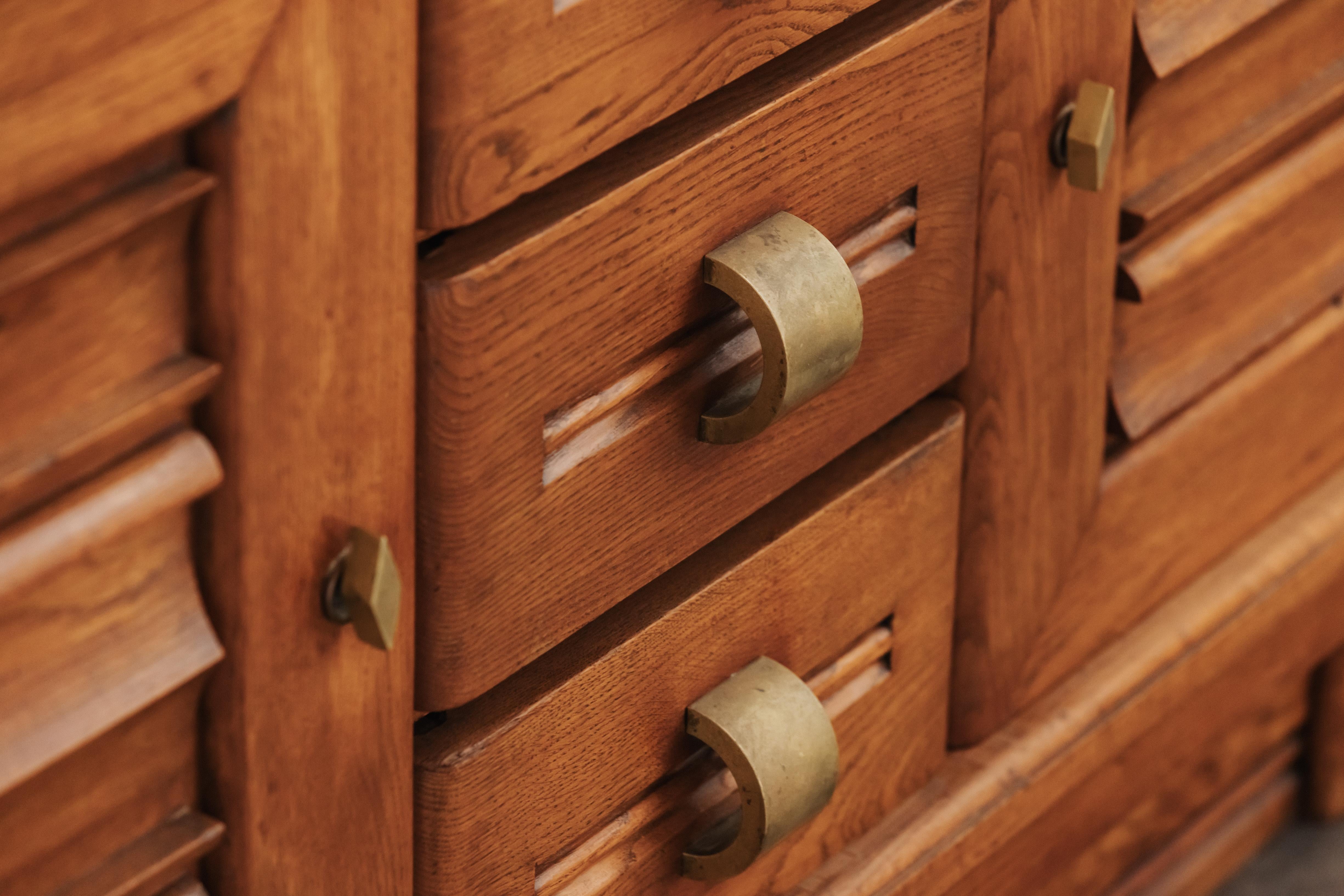 Européen Crédence en Oak Vintage de France, Circa 1950