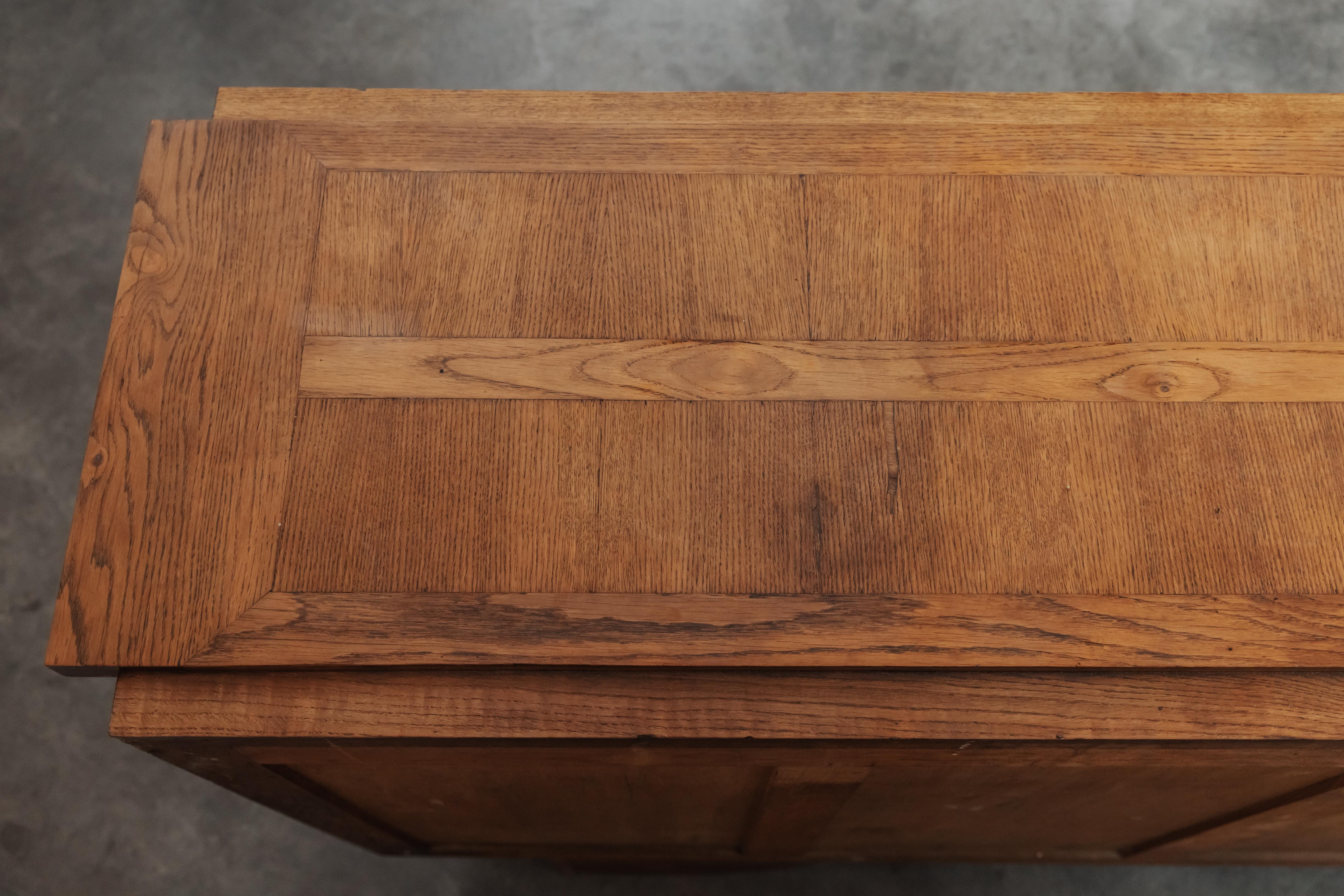 Chêne Crédence en Oak Vintage de France, Circa 1950