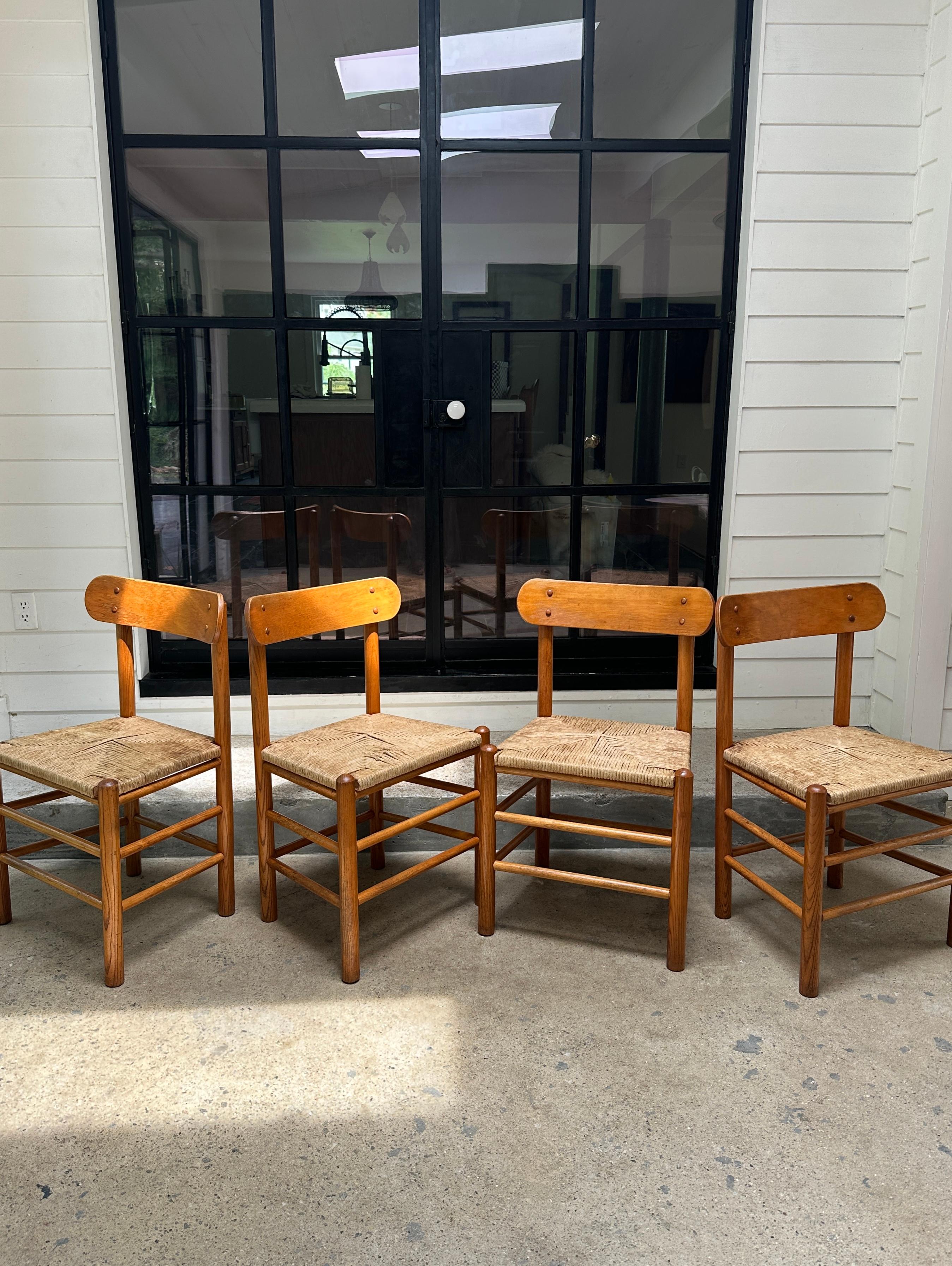 Vintage Oak Landhausstühle im Stil von Mogensen - 4er-Set im Angebot 8
