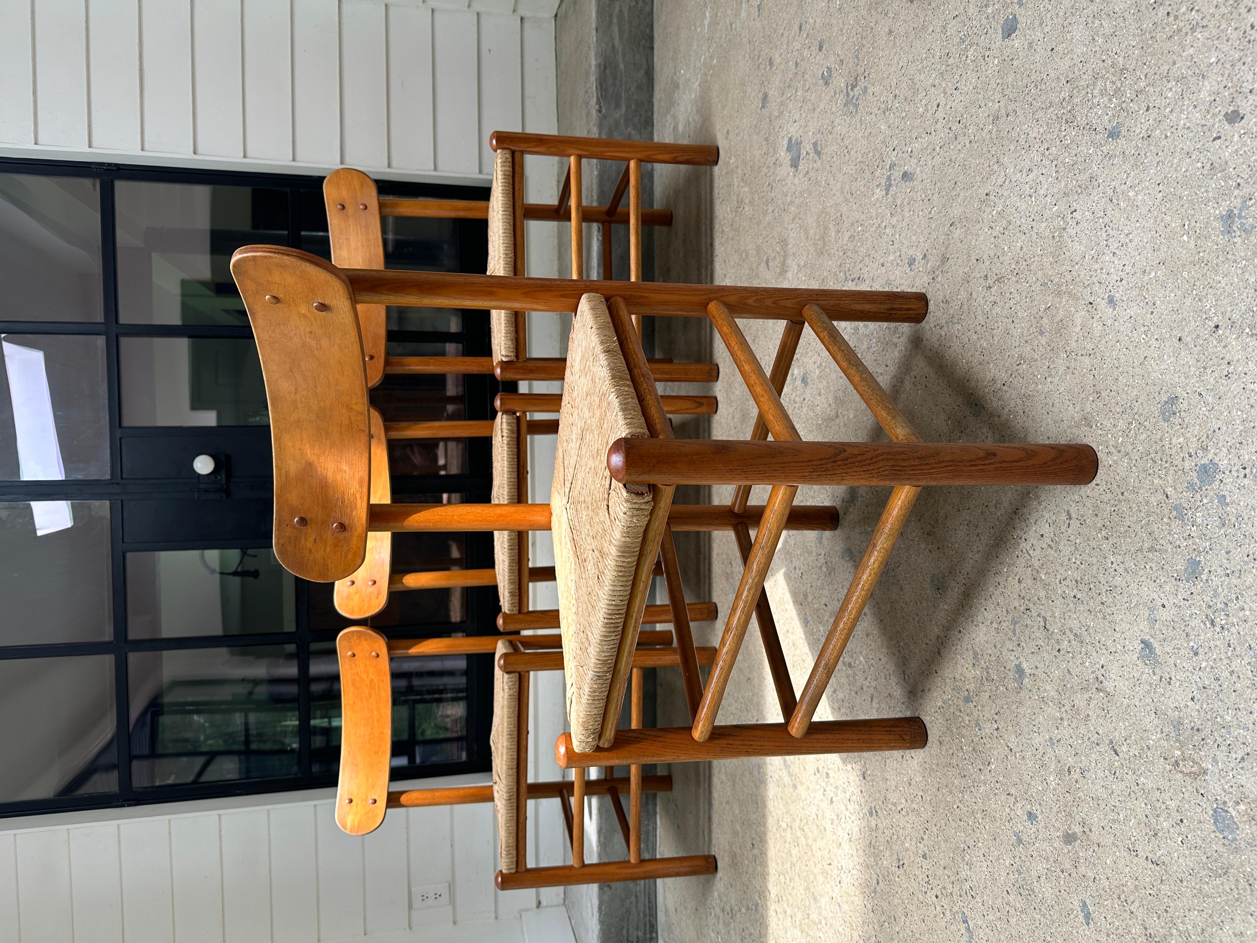 Vintage Oak Landhausstühle im Stil von Mogensen - 4er-Set (Dänisch) im Angebot