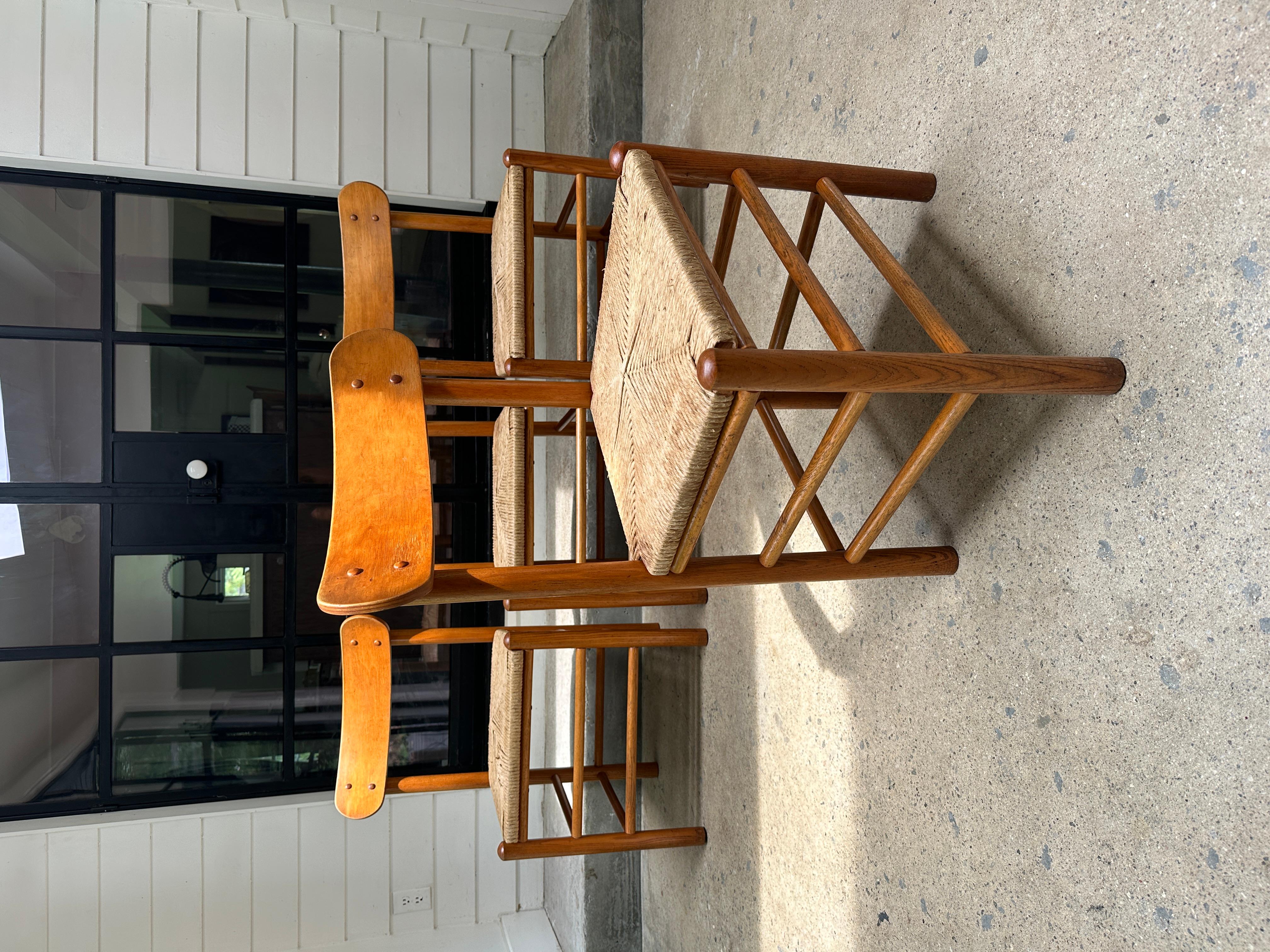 Vintage Oak Landhausstühle im Stil von Mogensen - 4er-Set (Mitte des 20. Jahrhunderts) im Angebot