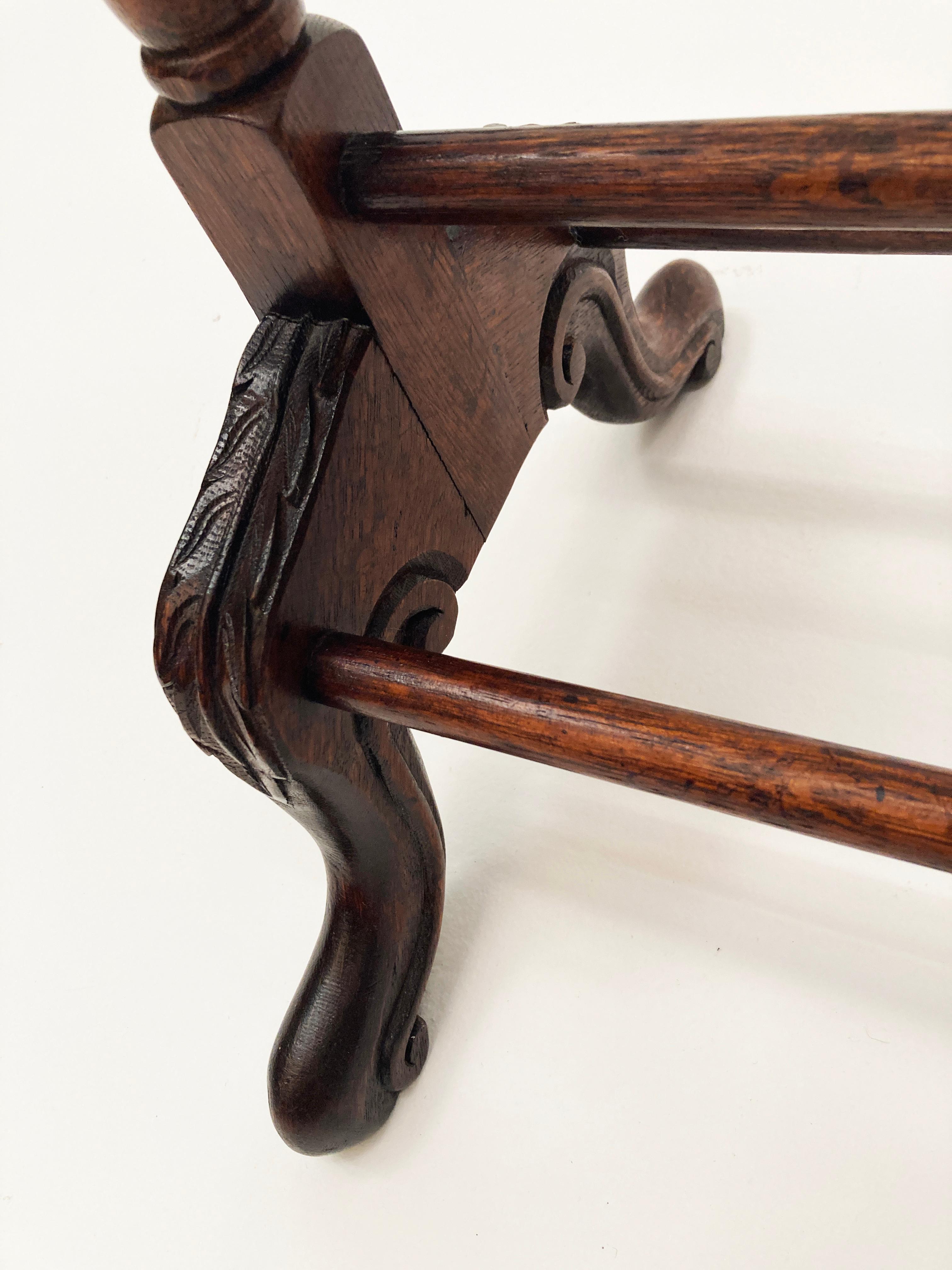 Vintage Oak Gentleman's Valet with Barley Twist Legs 1