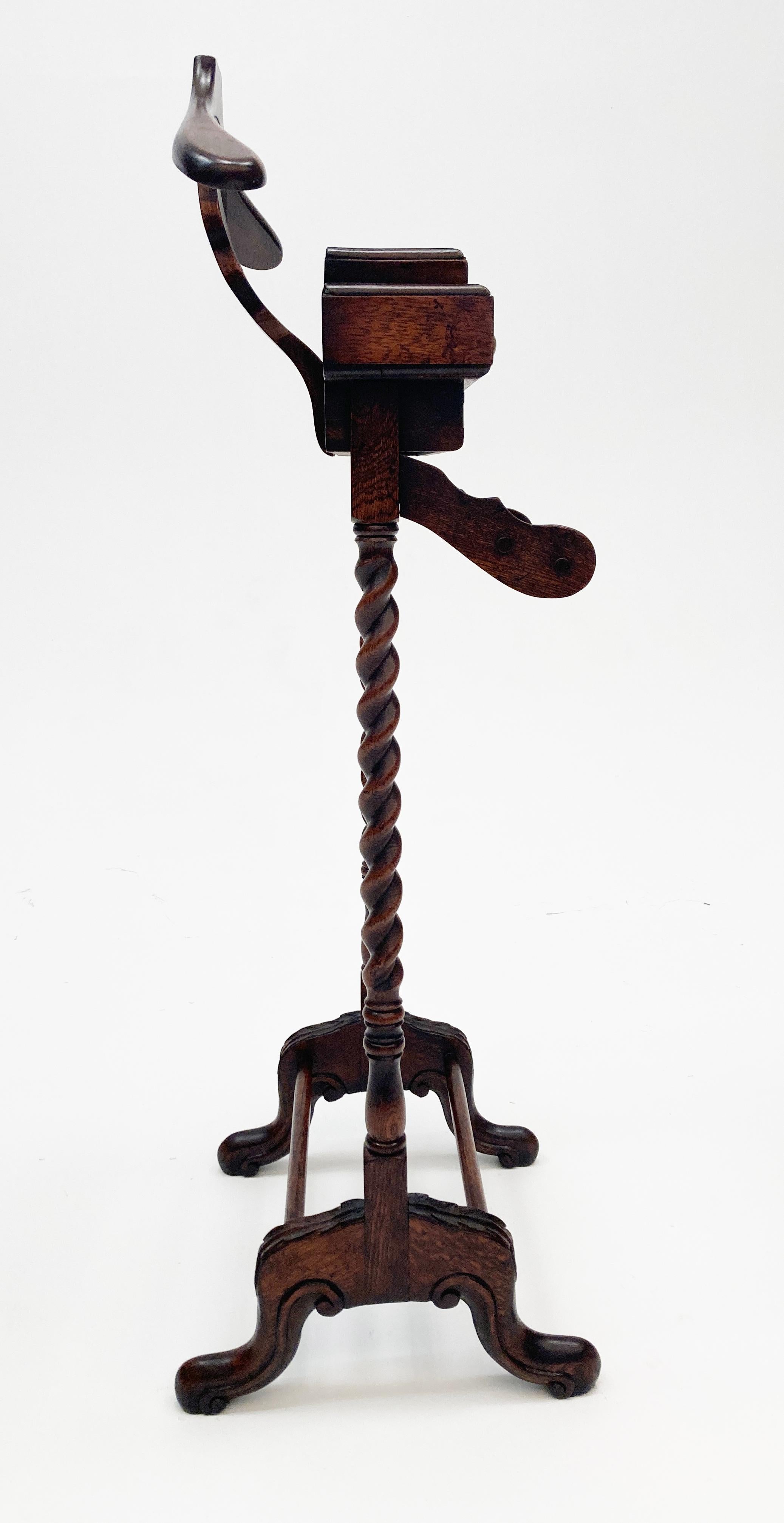 Vintage Oak Gentleman's Valet with Barley Twist Legs For Sale 3