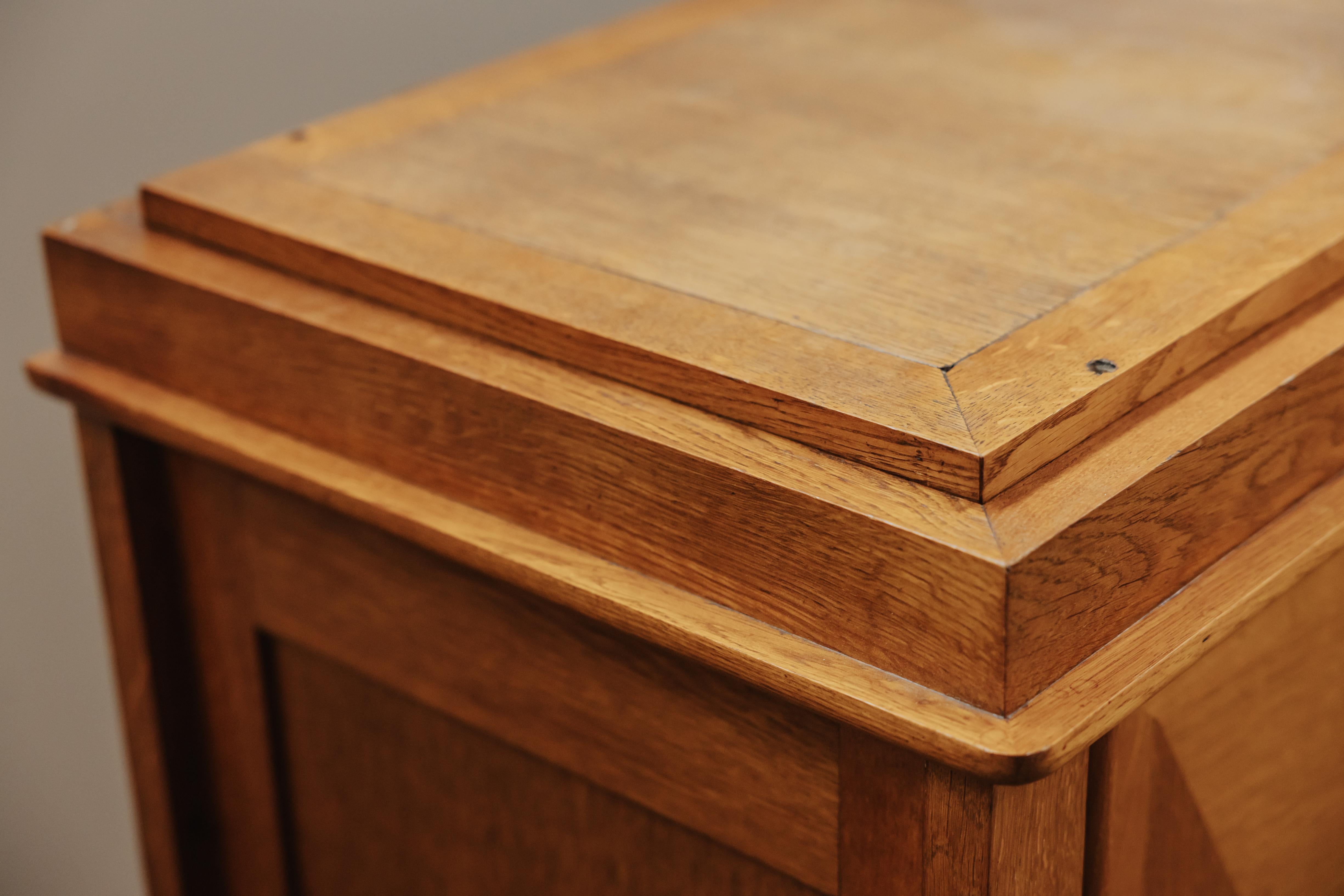 Vintage Oak Guillerme Et Chambron Cabinet From France, Circa 1960 For Sale 2