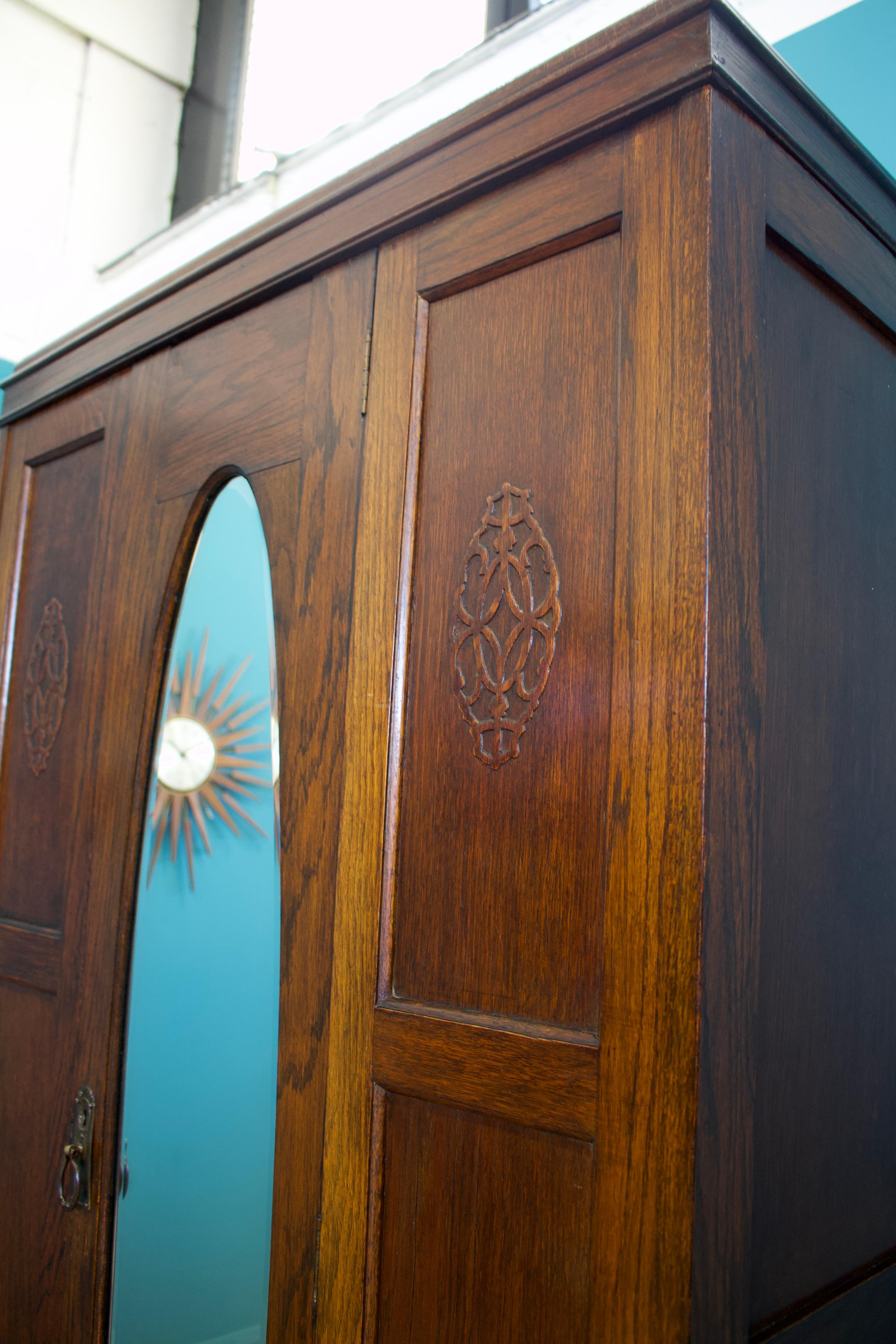 Vintage Oak Hall Robe Cupboard or Wardrobe, 1910s 2