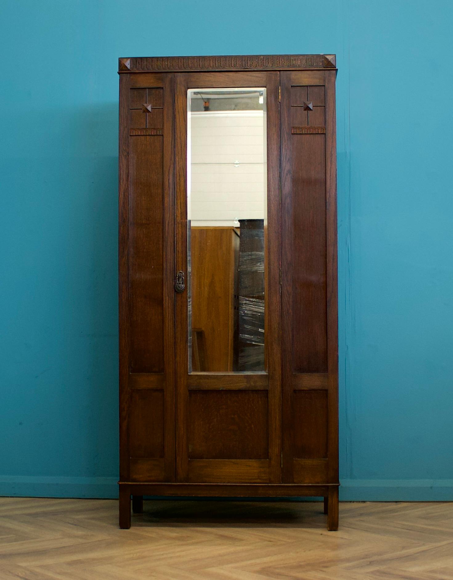 Hall Robe-Schrank oder Kleiderschrank aus Eiche, 1920er Jahre, Vintage (Art déco) im Angebot