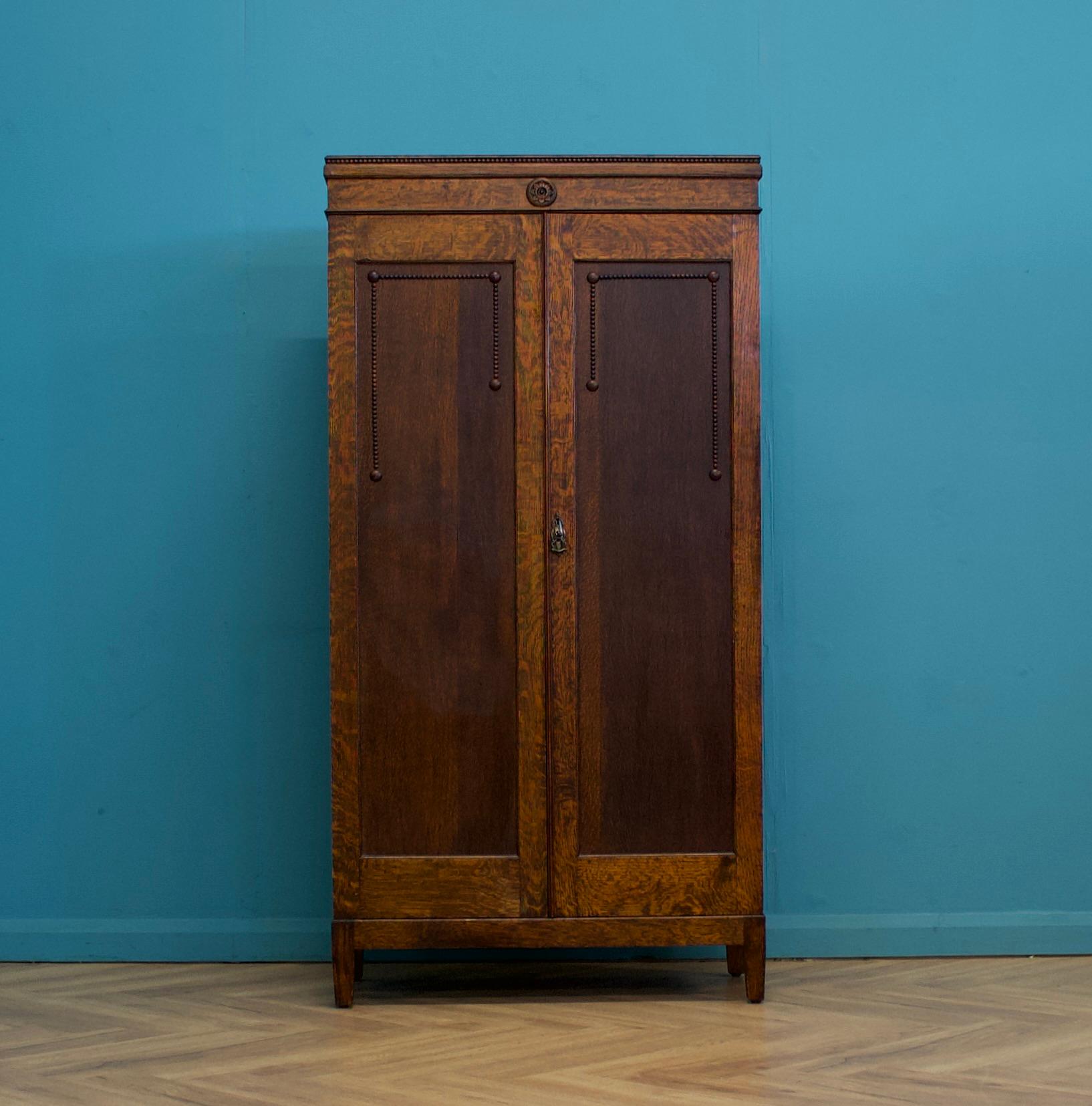 Hall Robe-Schrank oder Kleiderschrank aus Eiche, 1920er Jahre, Vintage (Art déco) im Angebot