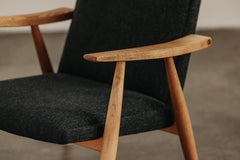 Vintage Oak Hans Wegner Lounge Chair, Model 260, from Denmark, circa 1960