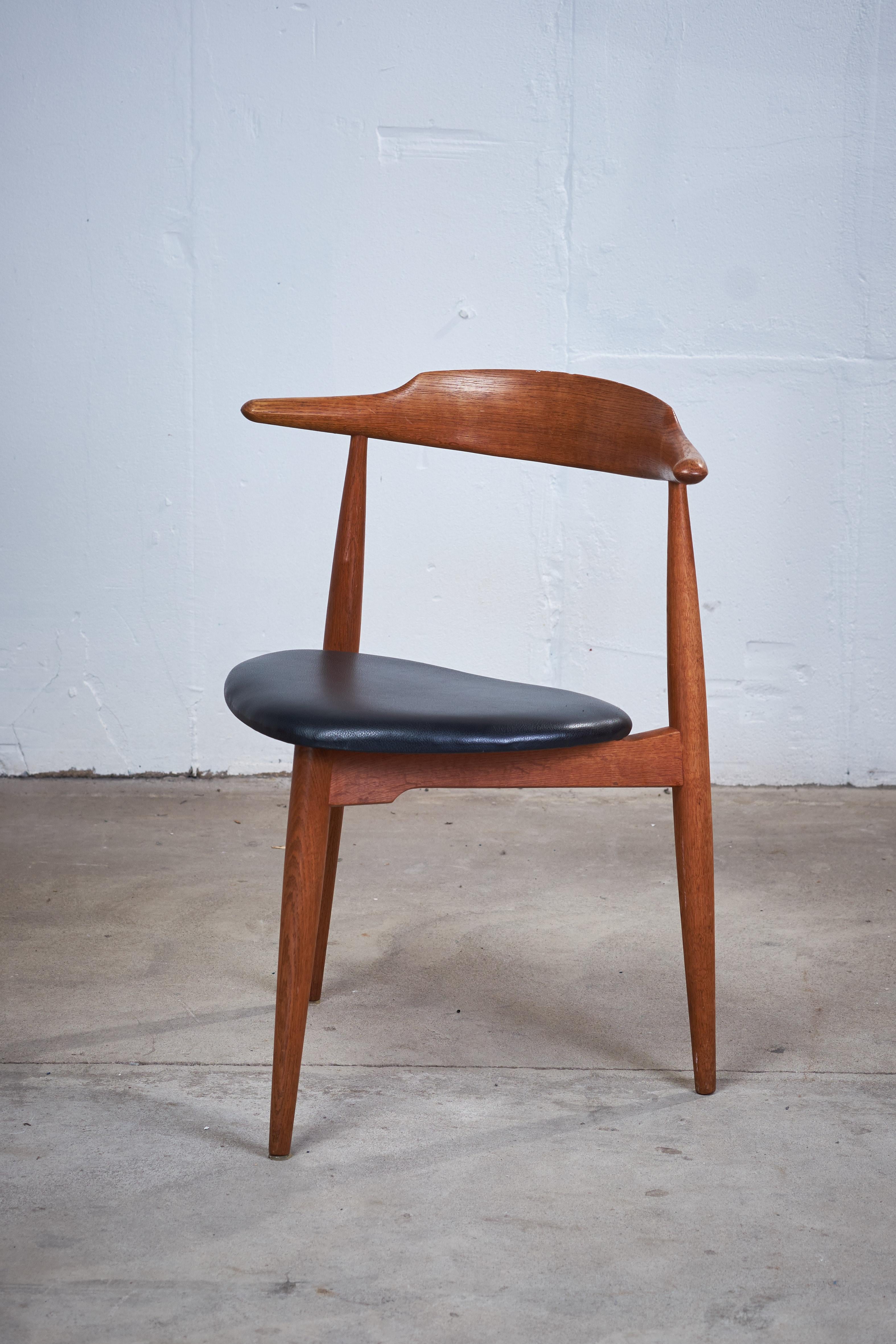 Vintage Oak Heart Chair FH 4103 by Hans J. Wegner for Fritz Hansen For Sale 1