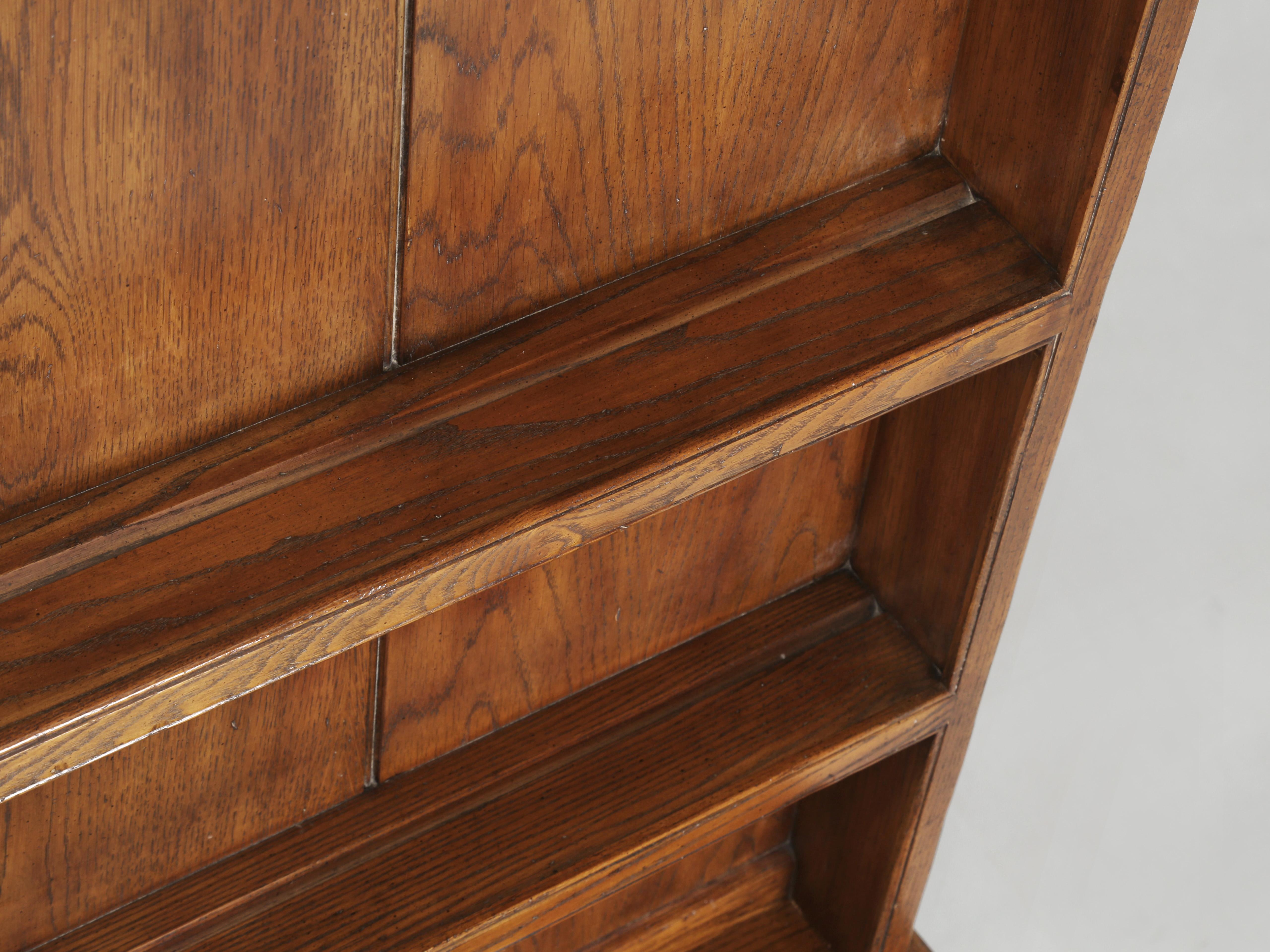 Late 20th Century Vintage Oak Hutch by John Widdicomb from Baker, Knapp and Tubbs Showroom LA. For Sale