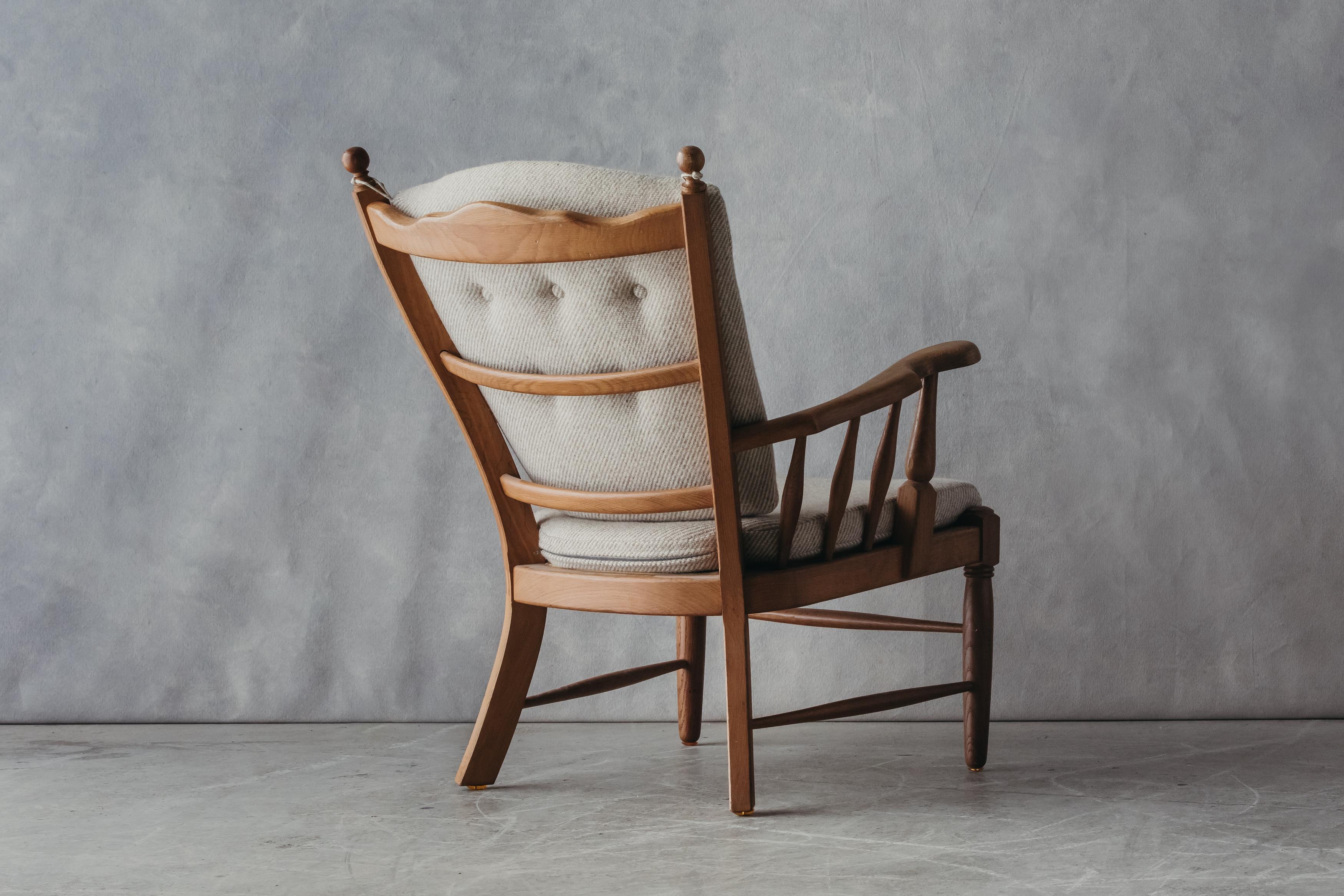Mid-20th Century Vintage Oak Lounge Chair from Denmark, circa 1960
