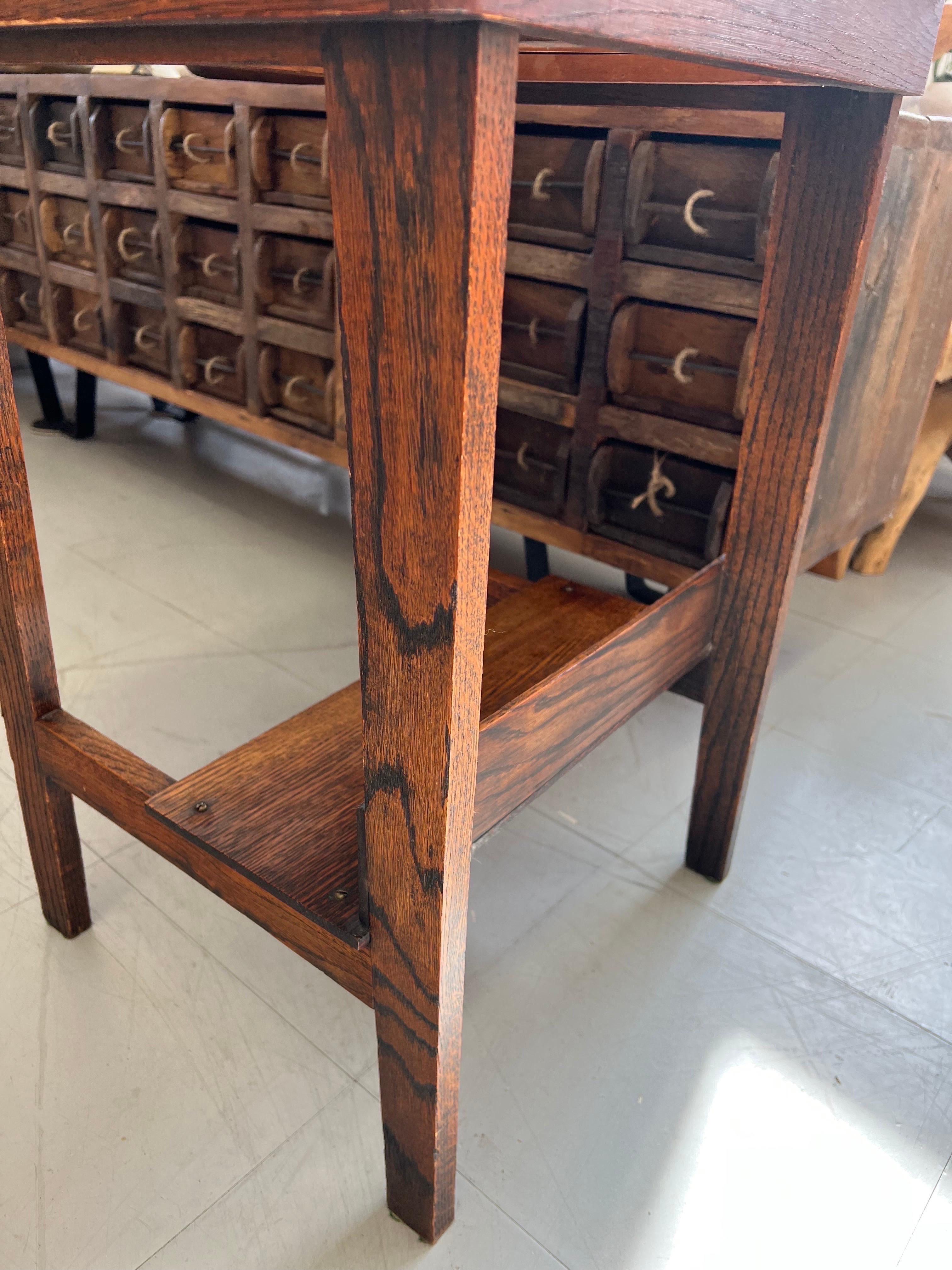 Vintage Oak Mission Side Table or Accessory Stand For Sale 4