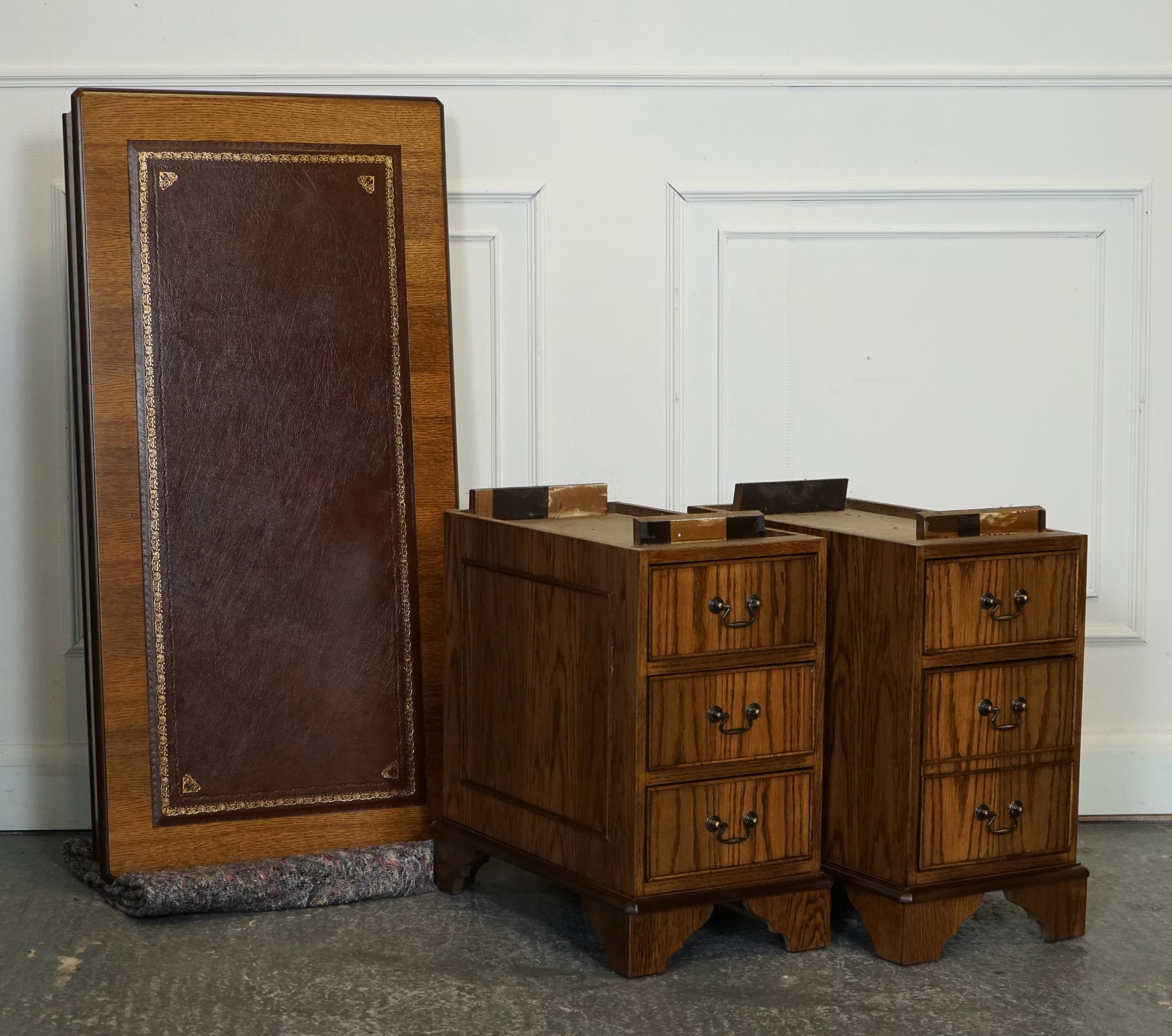 ViNTAGE OAK OFFICE PEDESTAL DESK BROWN LEATHER TOP PART OF SUITE im Angebot 9