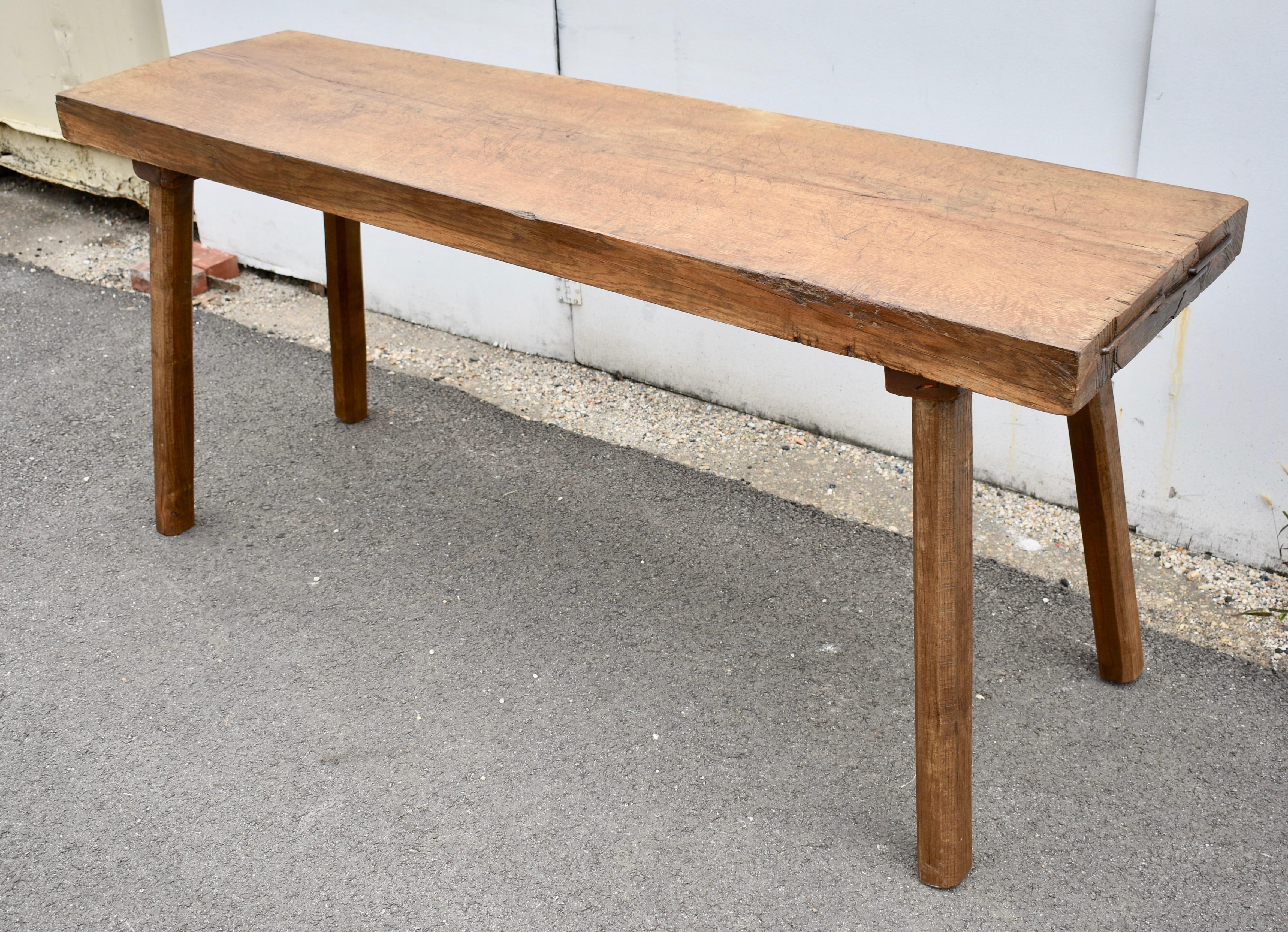 Vintage Oak Pig Bench Butcher's Block Table In Good Condition For Sale In Baltimore, MD