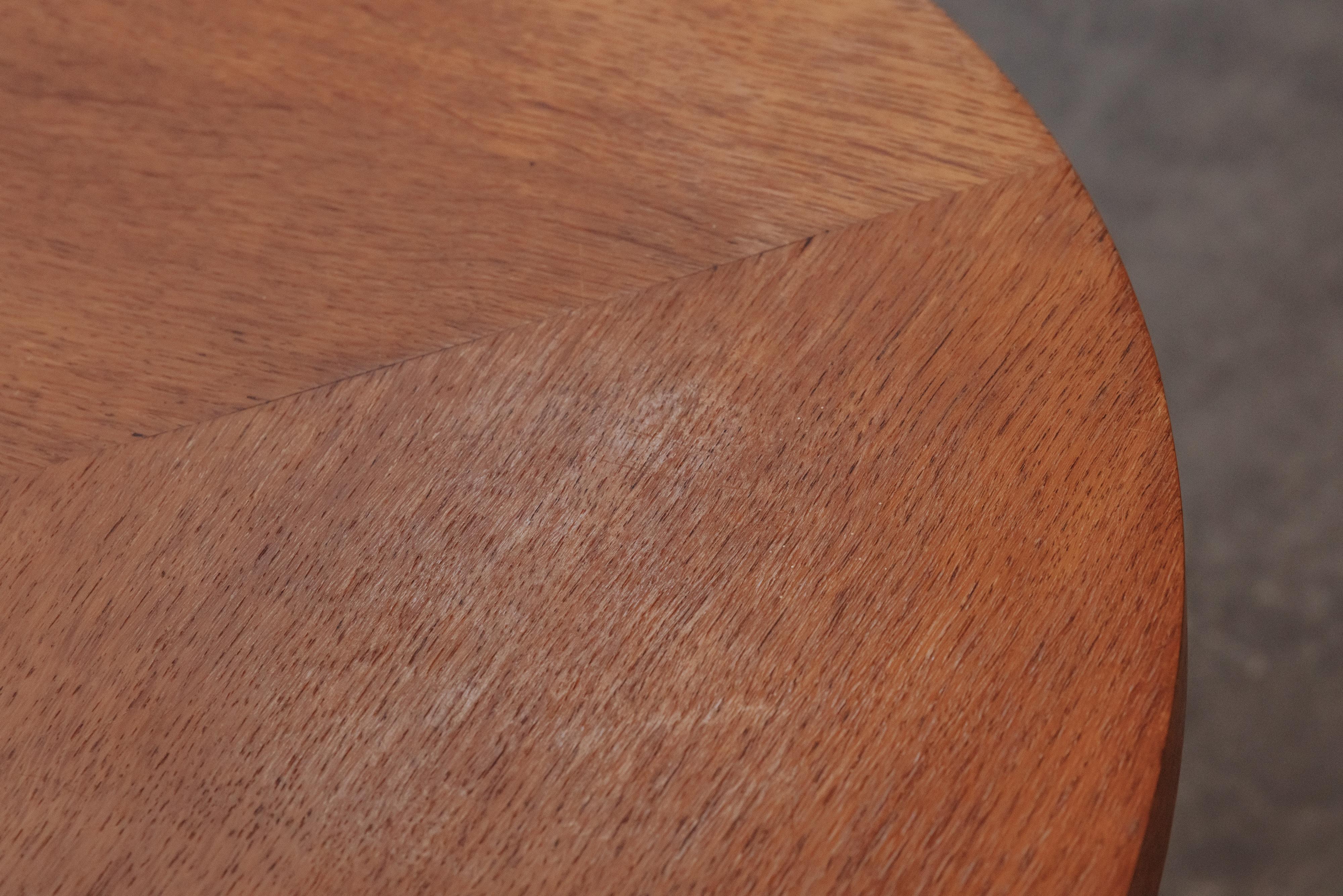 Vintage Oak Side Table From France, Circa 1970 For Sale 2