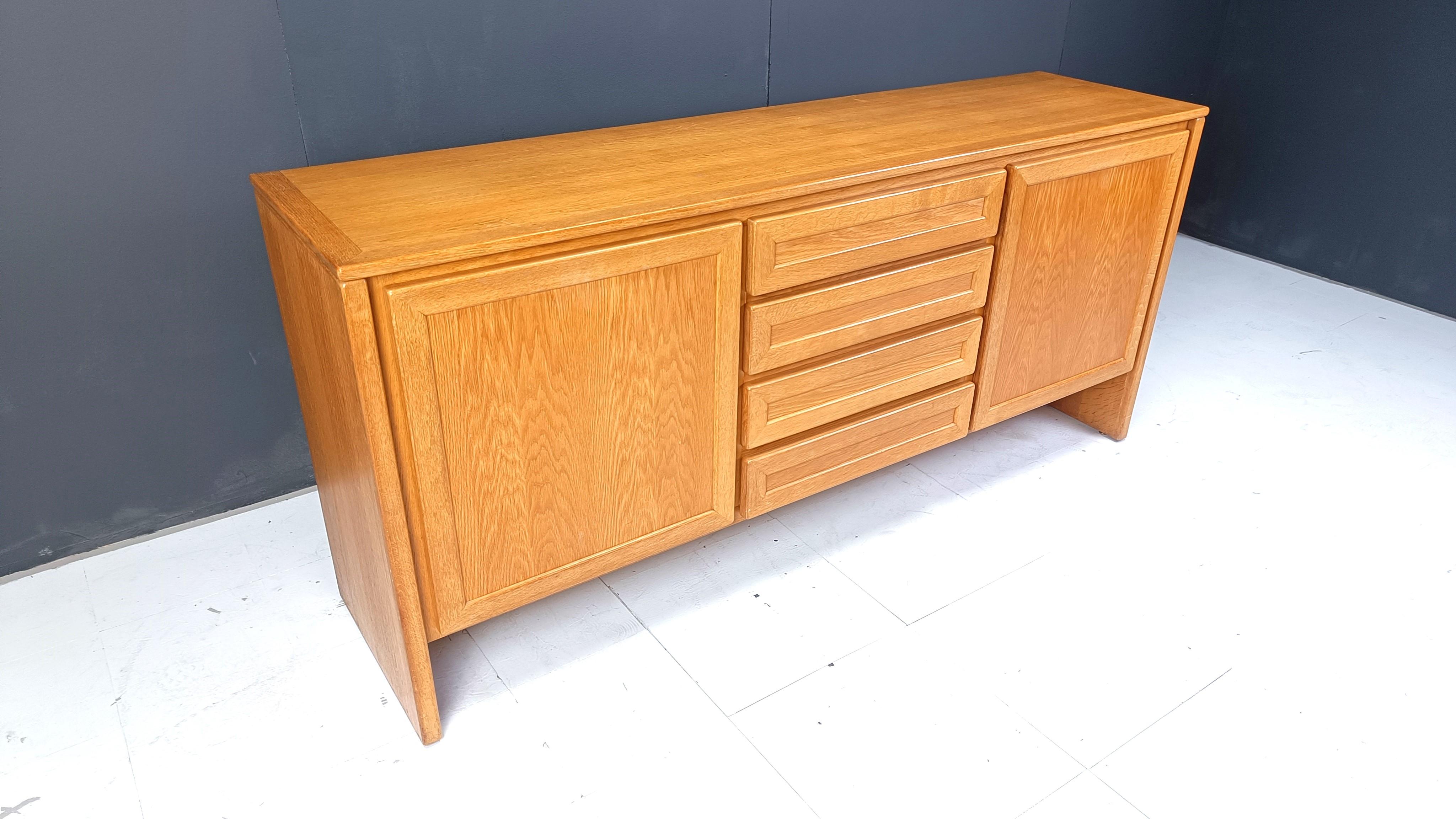 Chêne Buffet vintage en chêne, années 1960 en vente