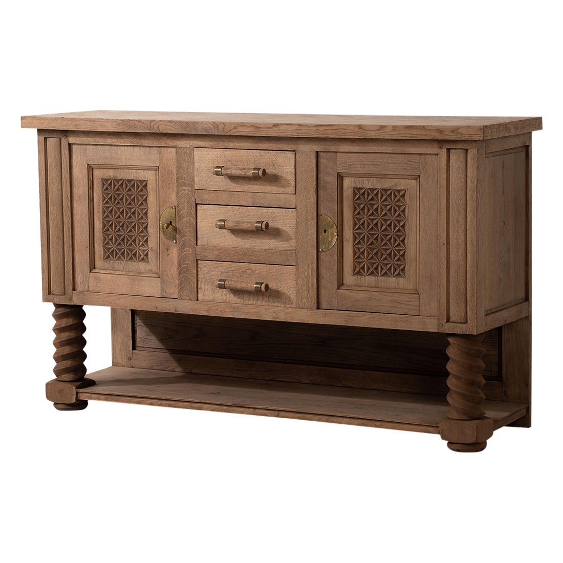 Vintage-Sideboard aus Eichenholz, Weinpressenbeine, geometrische Schnitzereien, Frankreich, 1940er Jahre