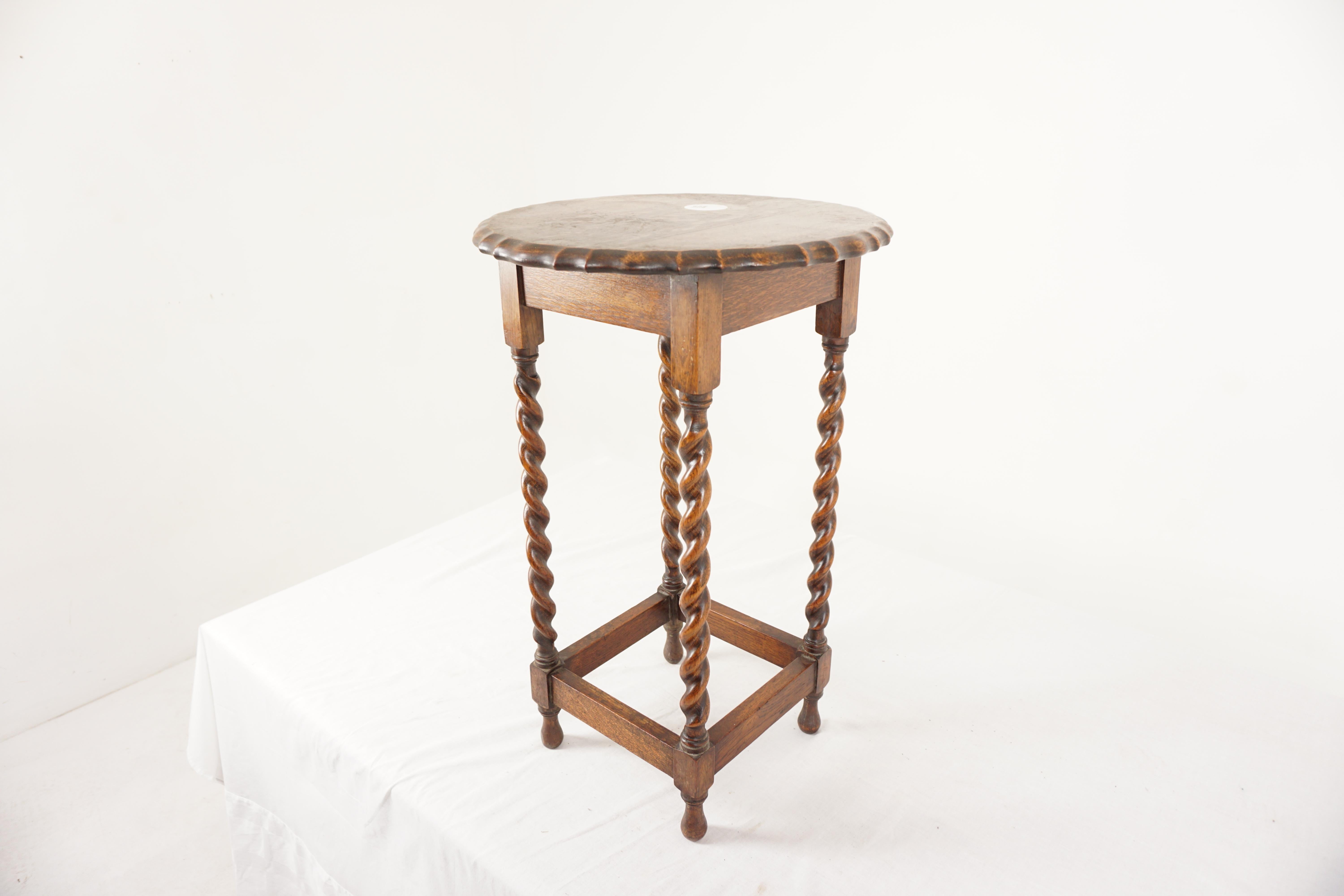 Vintage Oak Table, Circular Oak Barley Twist Lamp Table, Sofa Table, Antique Furniture, Scotland 1930, H1126

+ Scotland 1930
+ Solid Oak
+ Original Finish
+ Circular solid top 
+ With a nice pie crust edge
+ All supported by four barley