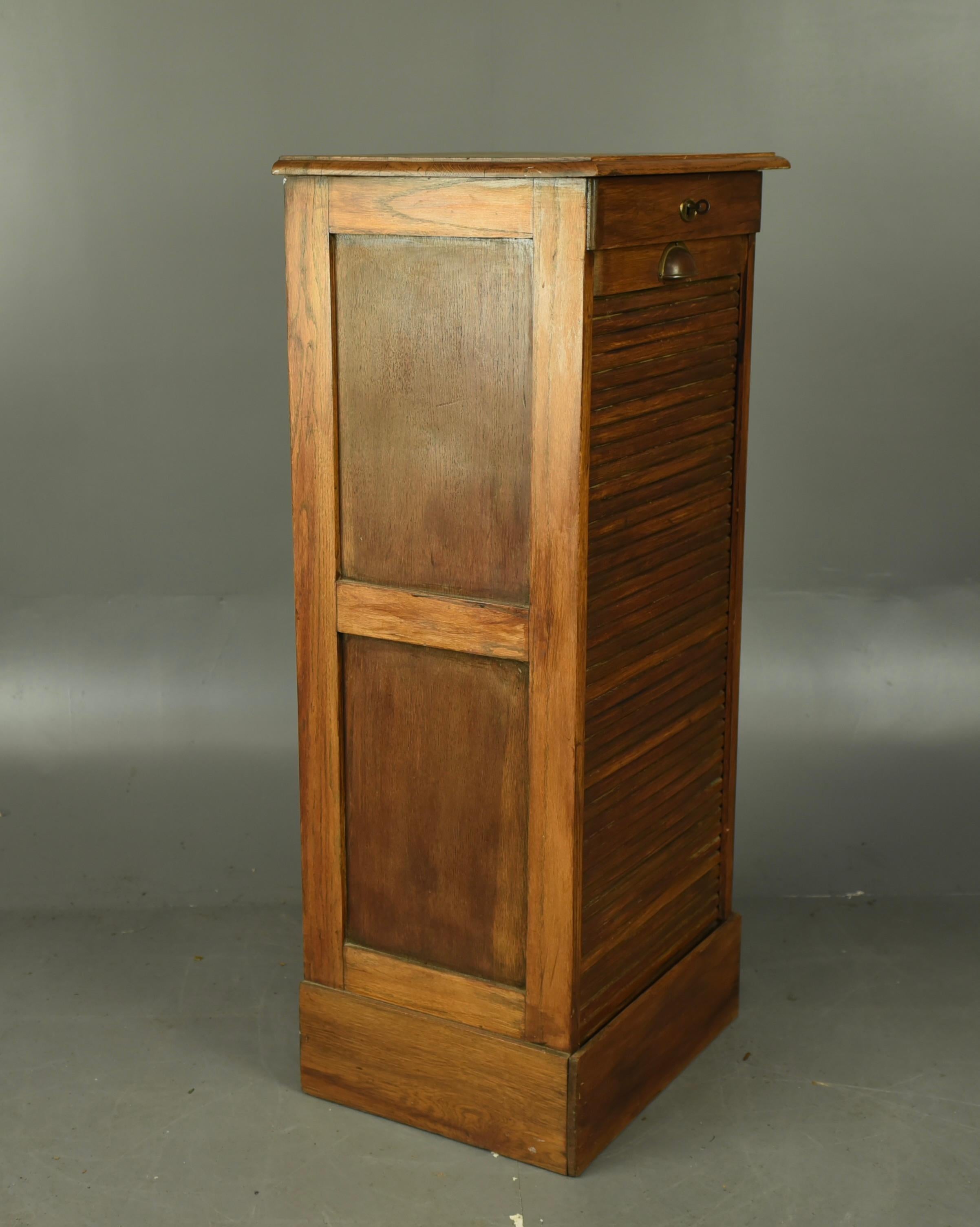 vintage eiche tambour front aktenschrank im Angebot 3