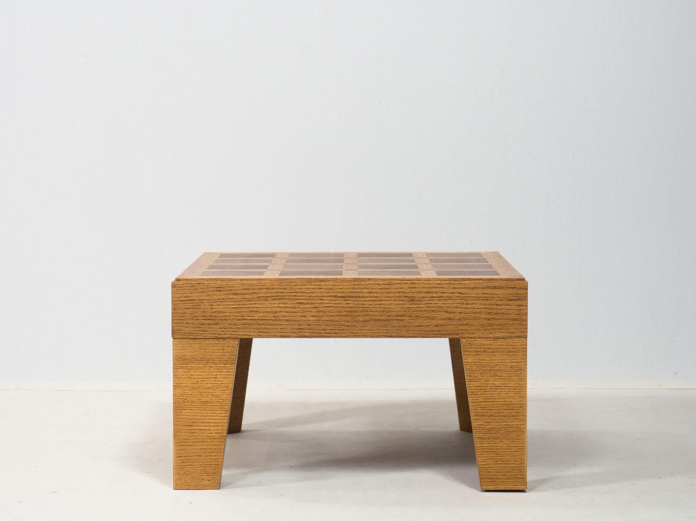 Mid-Century Modern Vintage oak & walnut marquetry coffee table For Sale