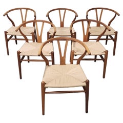 Vintage Oak Wishbone chairs by Hans Wegner for Carl Hansen- set of 6