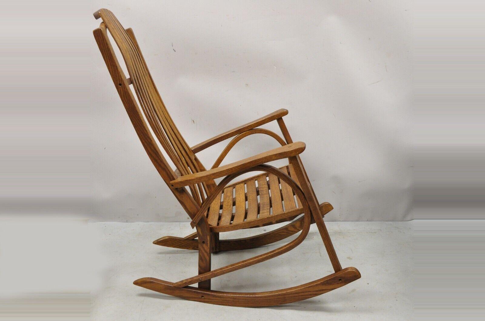 Vintage Oak Wood Adirondack Arts & Crafts Rocker Rocking Chair In Good Condition In Philadelphia, PA