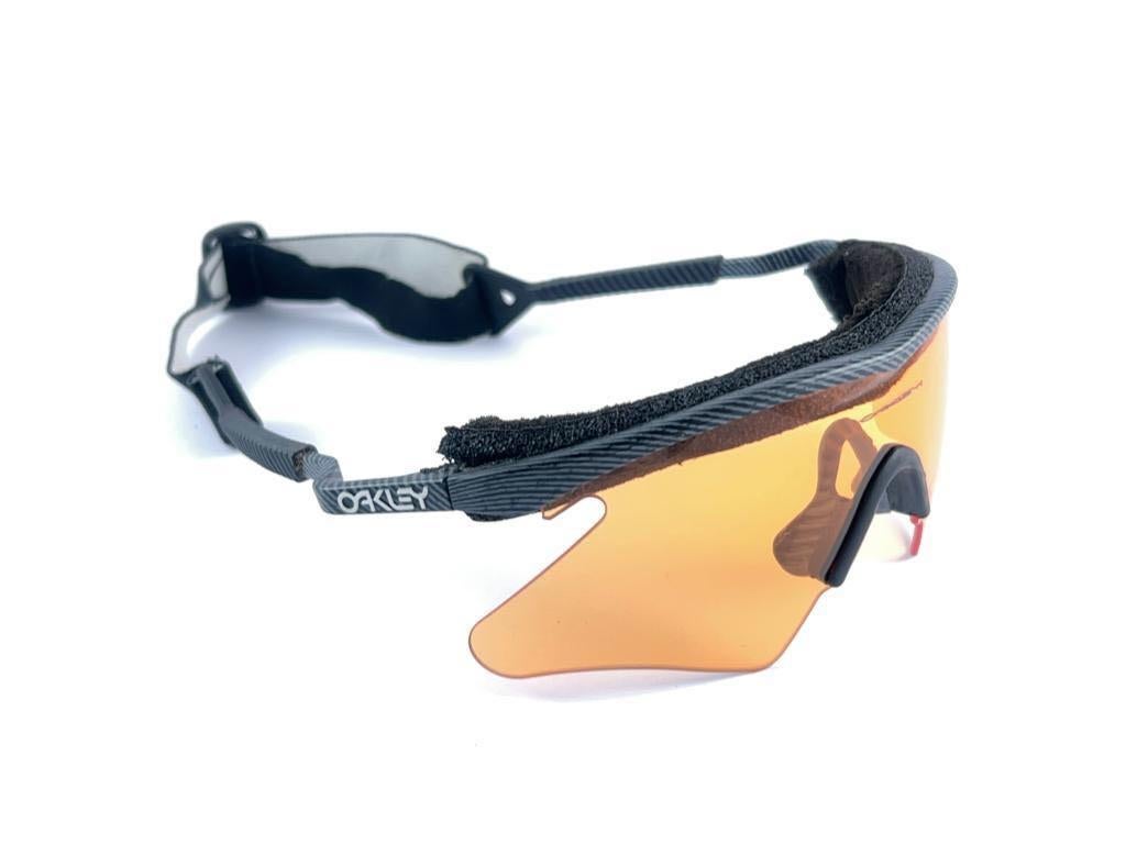 Vintage Oakley Sports Wrap Around Extra Lenses 2000's Sunglasses For Sale 1
