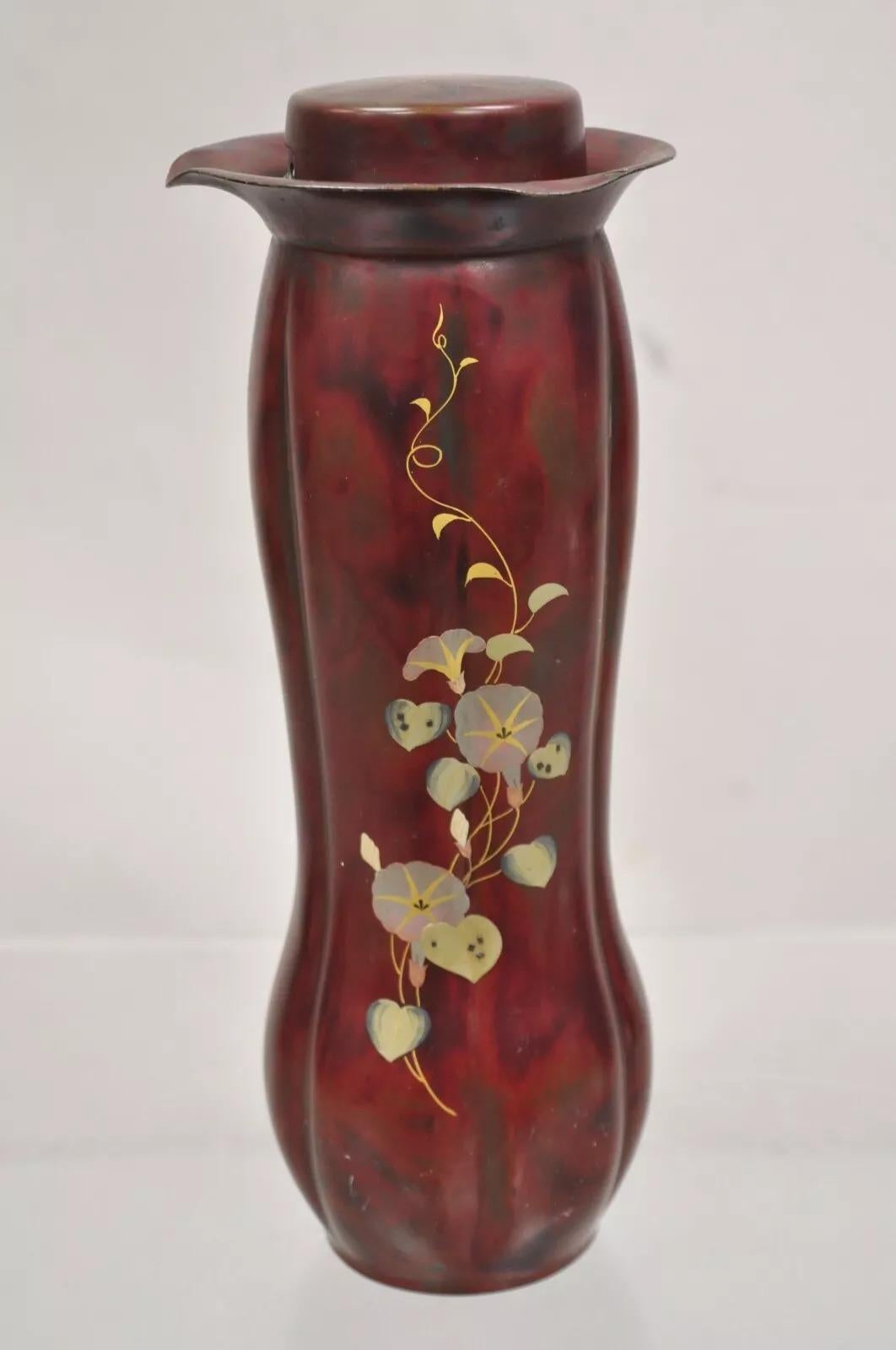 Jarra Bulbosa Vintage Japón Ocupado Bronce Metal Lacado Rojo by Marumi en venta 5