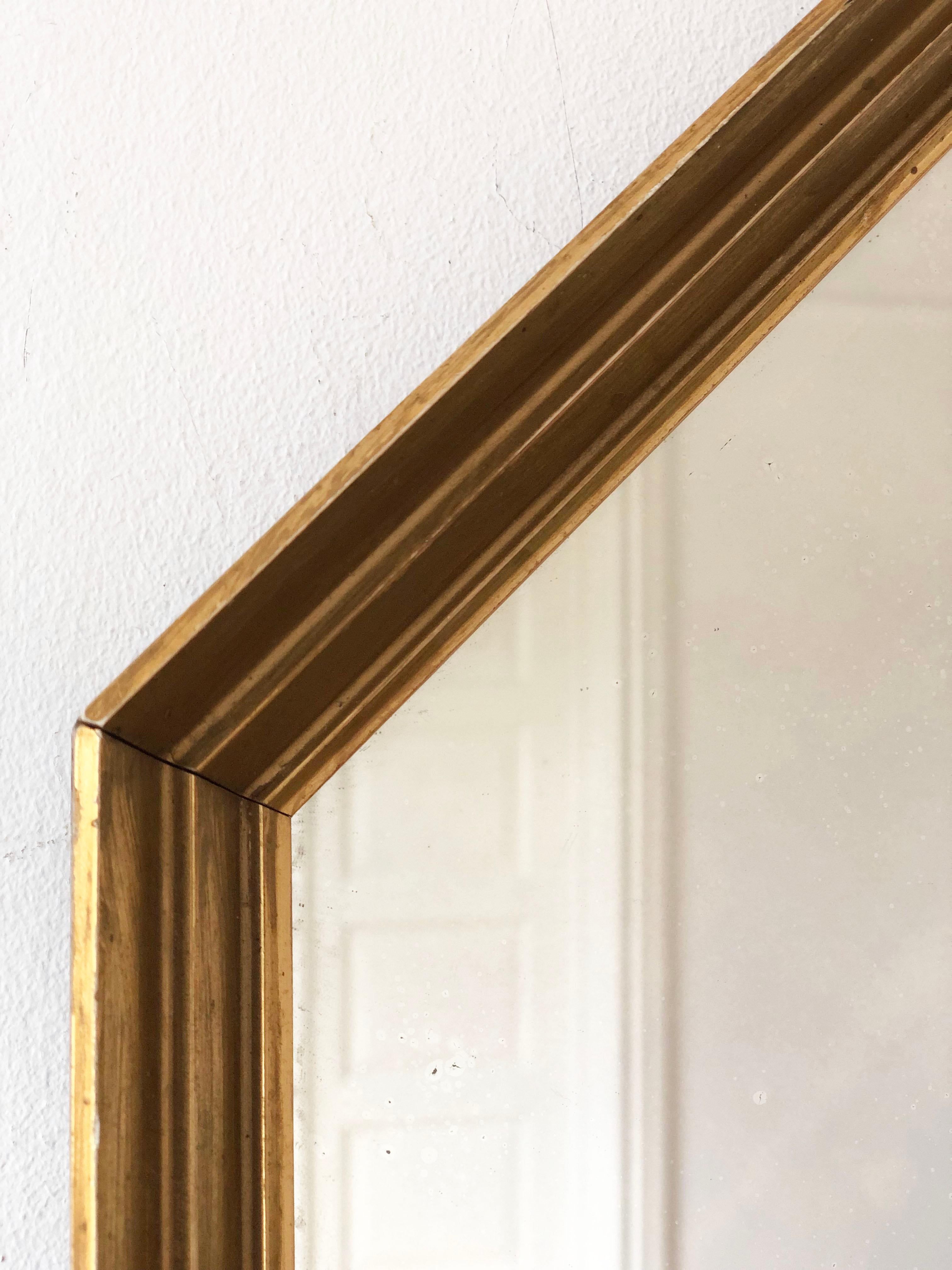 Vintage Octagon Giltwood Spiegel Belgien (Hollywood Regency) im Angebot