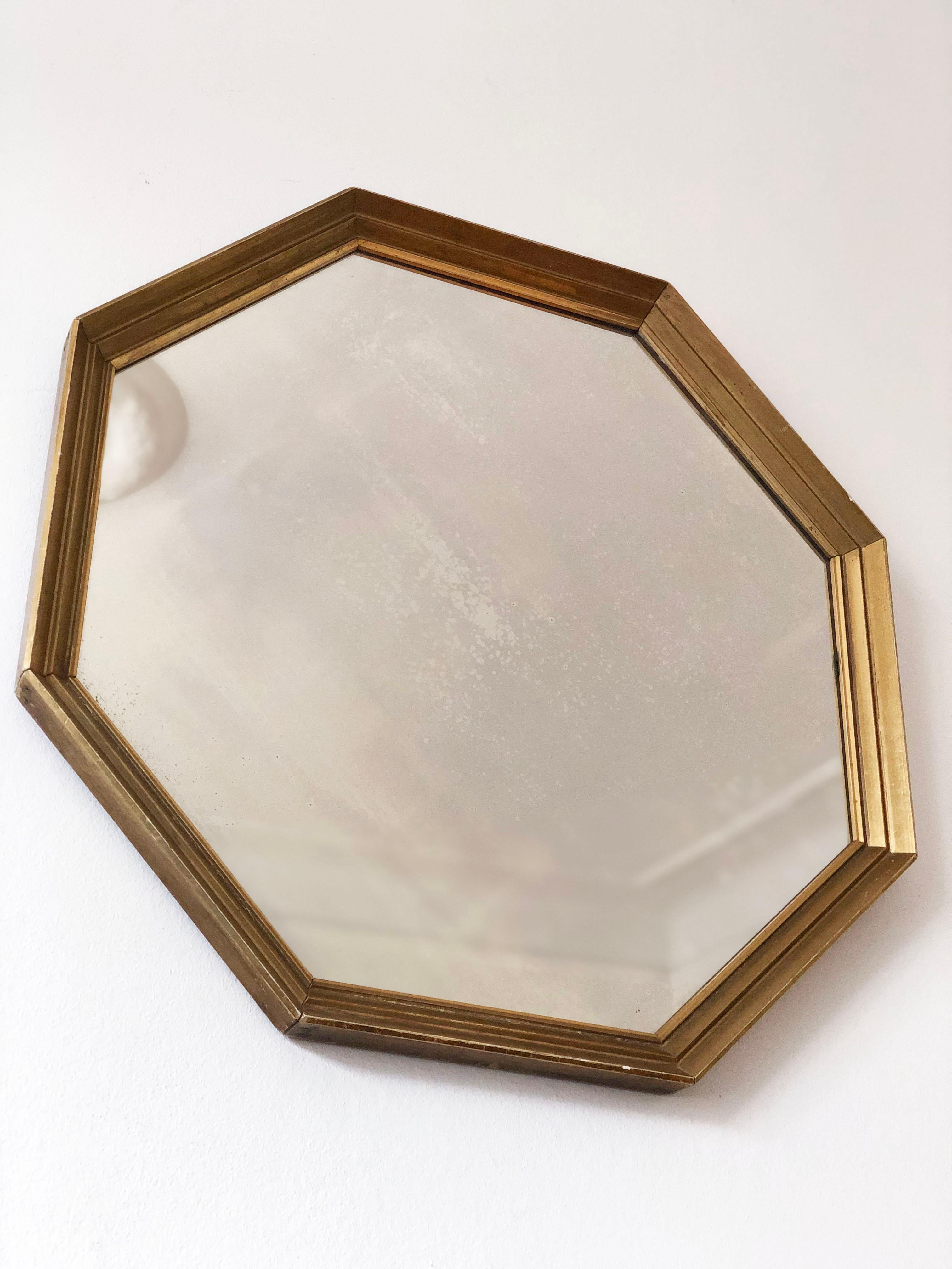 Vintage Octagon Giltwood Spiegel Belgien im Angebot 1