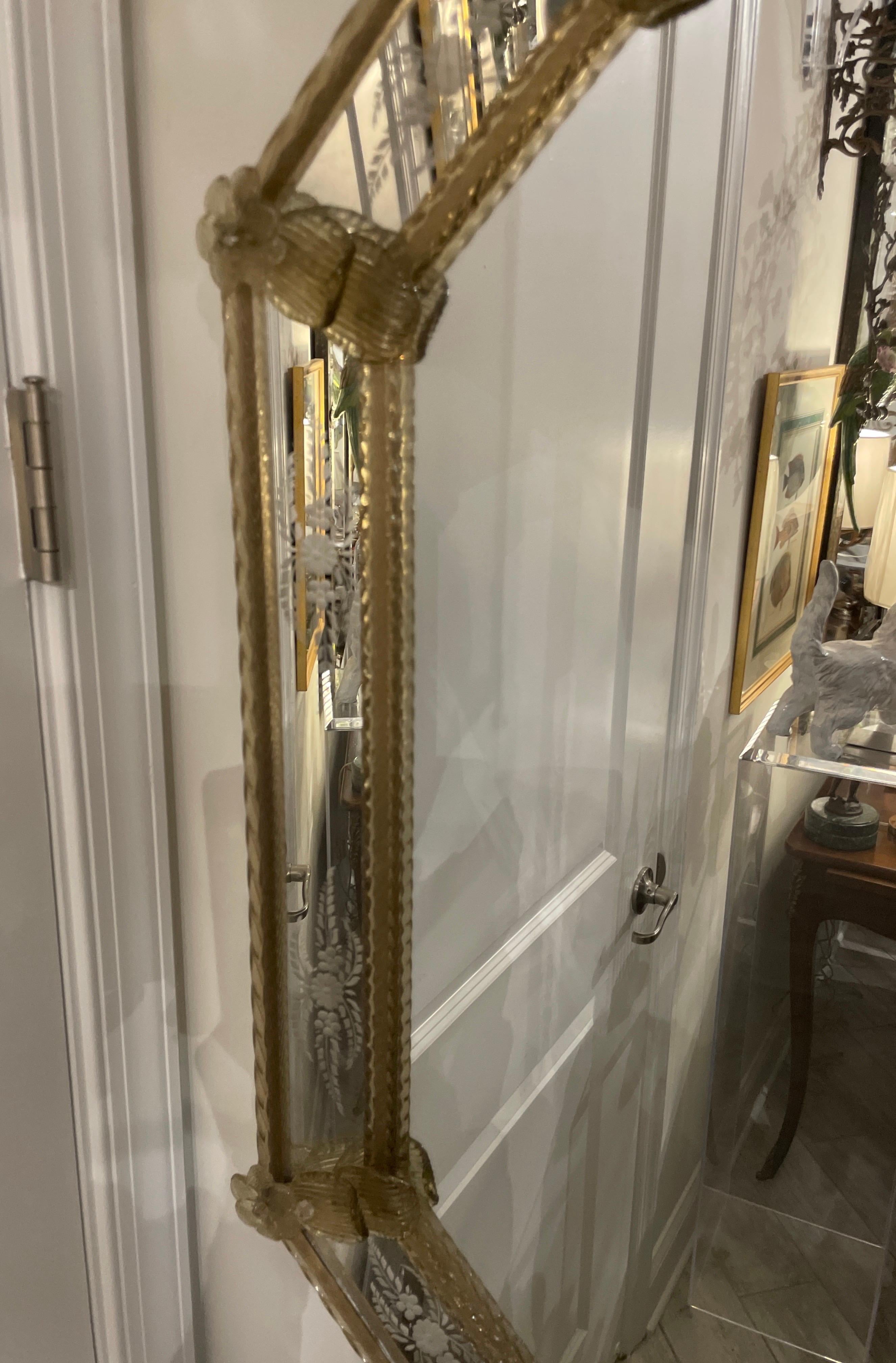 Specchio ottagonale italiano d'epoca di Murano in vendita 1