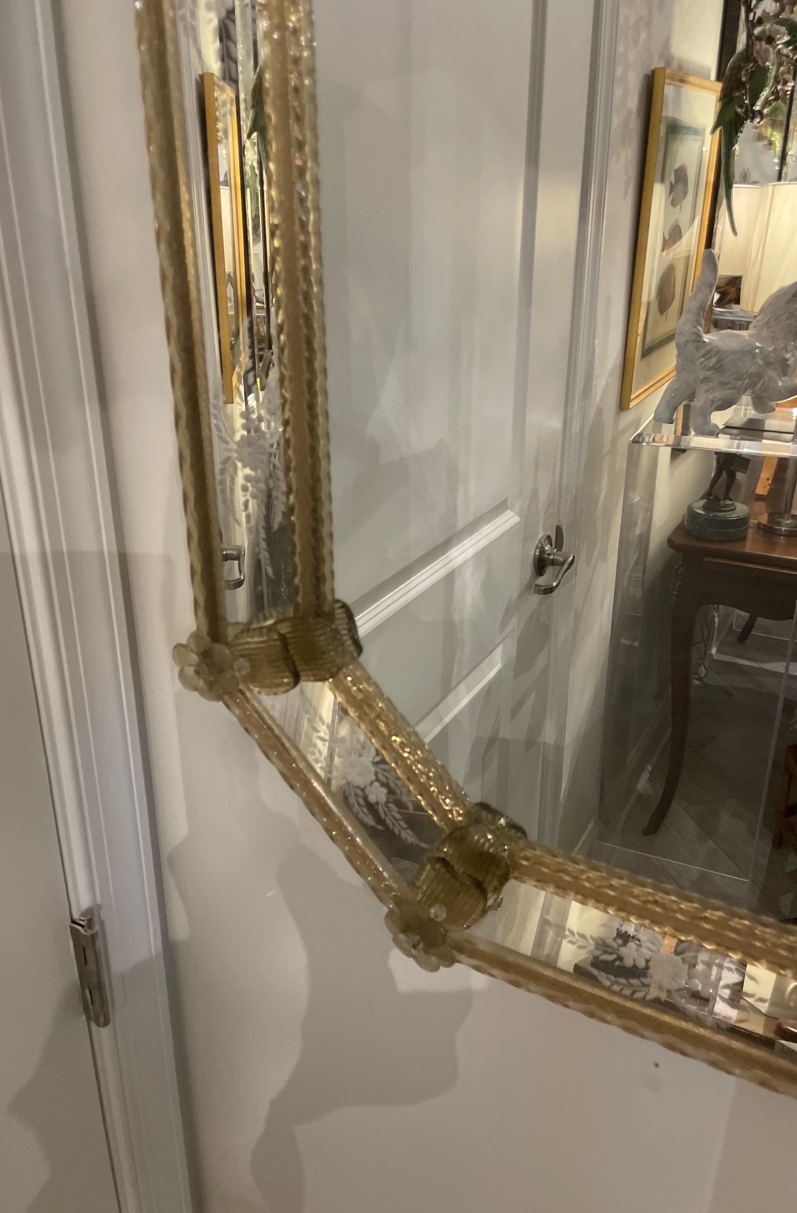 Specchio ottagonale italiano d'epoca di Murano in vendita 2