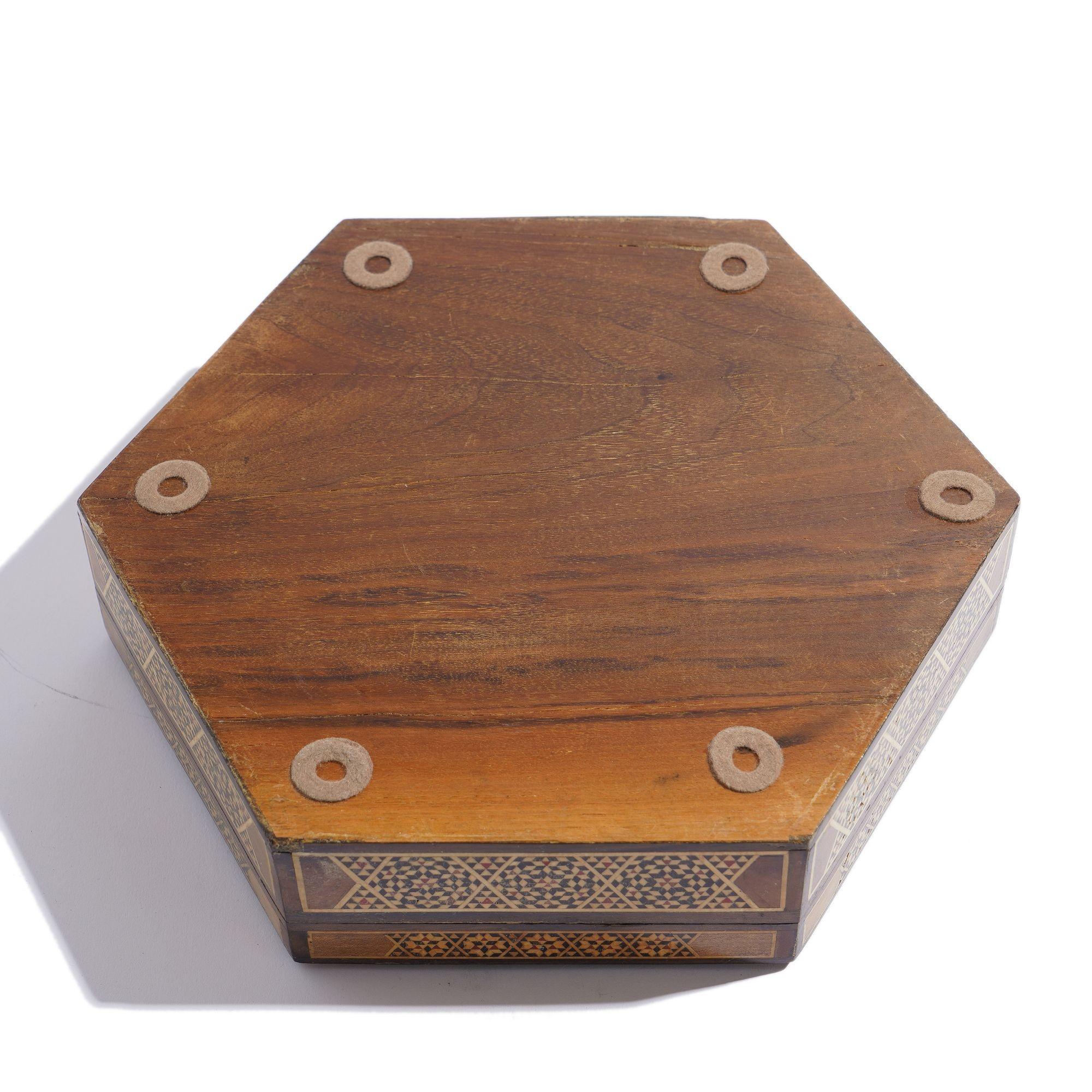 Boîte octogonale Damascus vintage 3