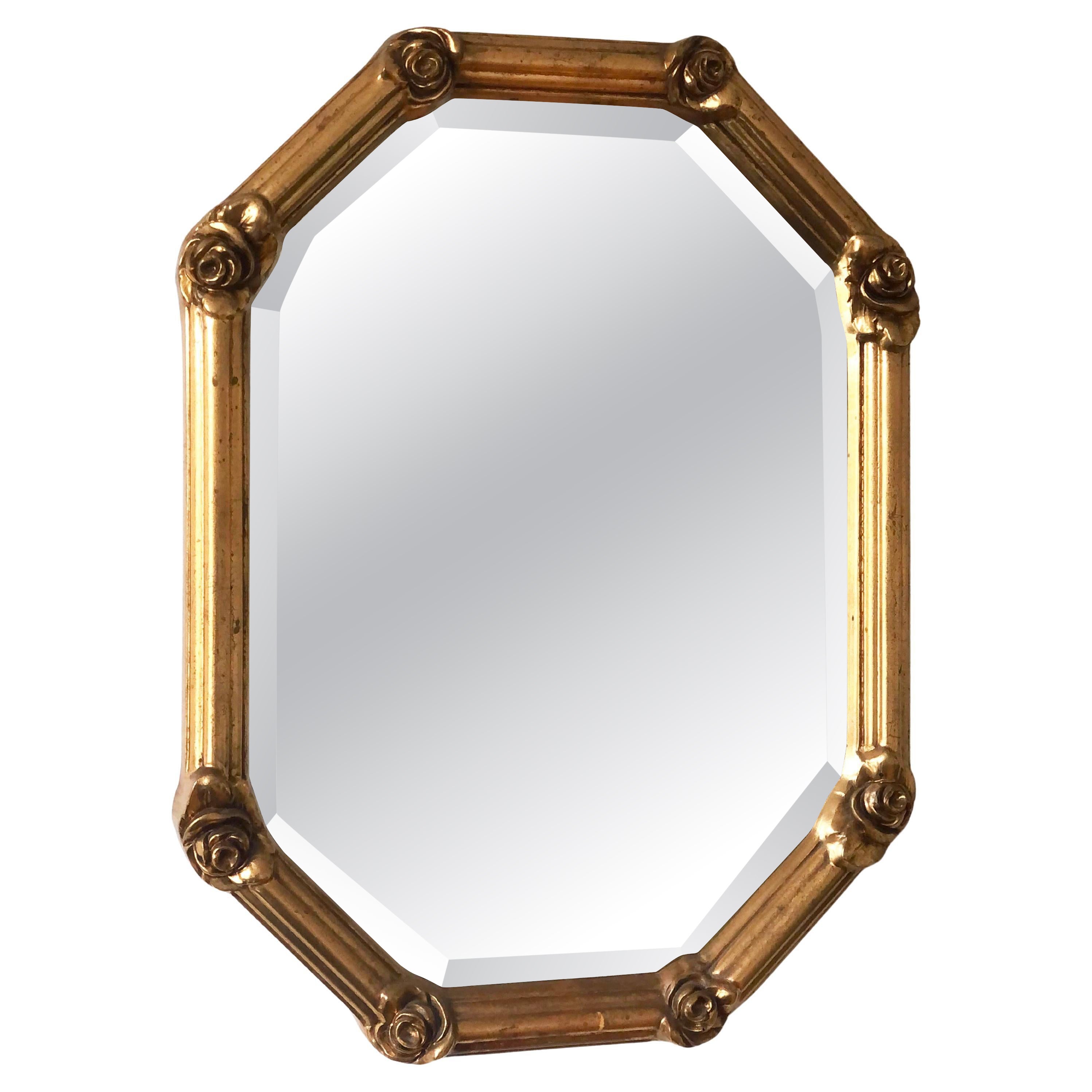 Vintage Achteckiger vergoldeter Spiegel mit Rosenakzenten im Angebot