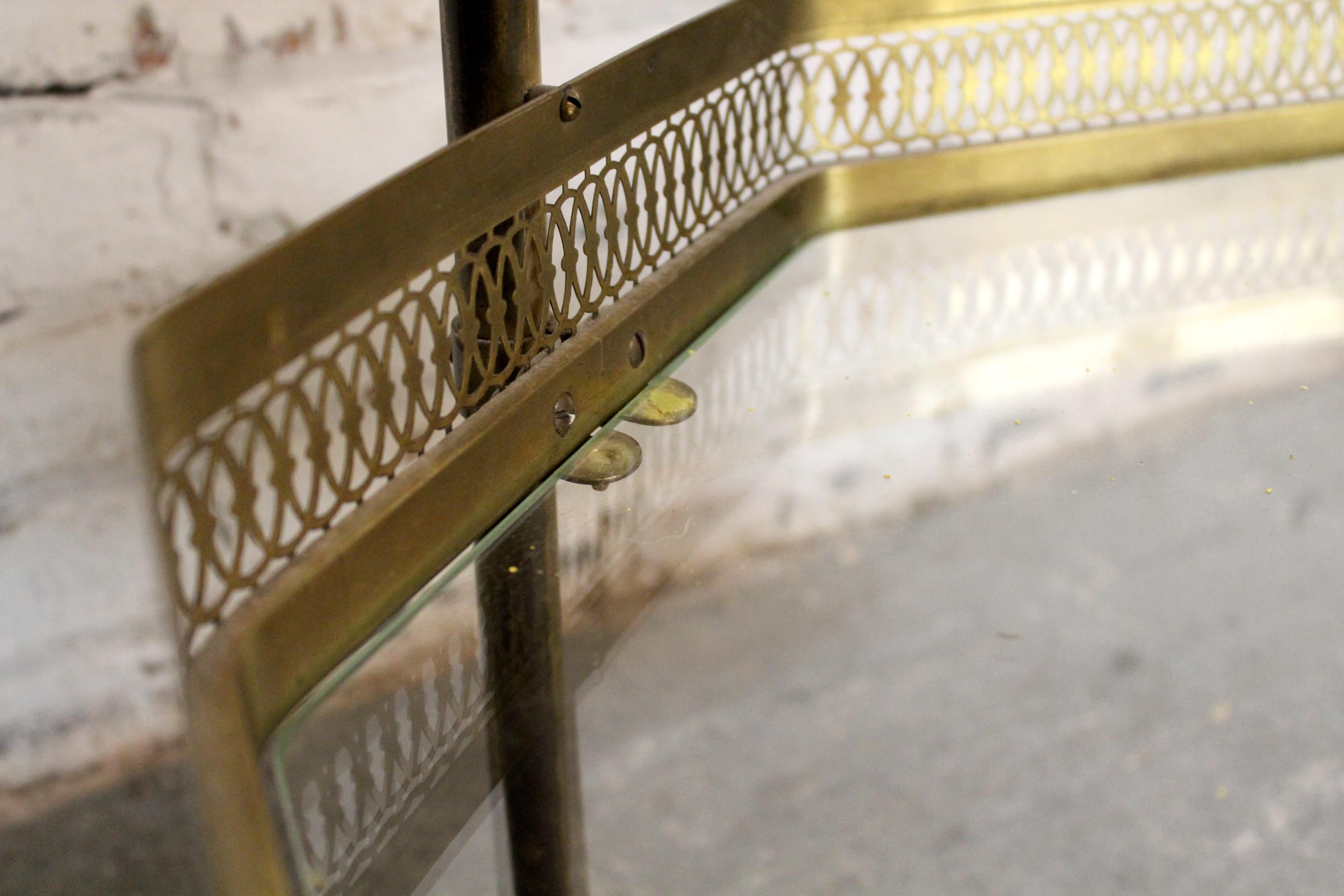 Vintage Octagonal Hollywood Regency Brass Bar Cart For Sale 5