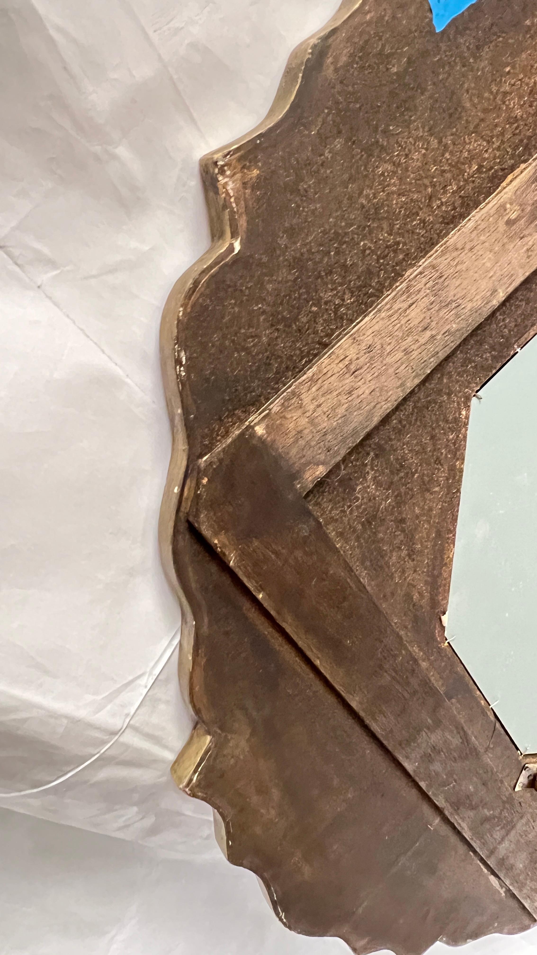 Vintage octogonal de estilo veneciano  Espejo de pared pintado al revés en venta 11