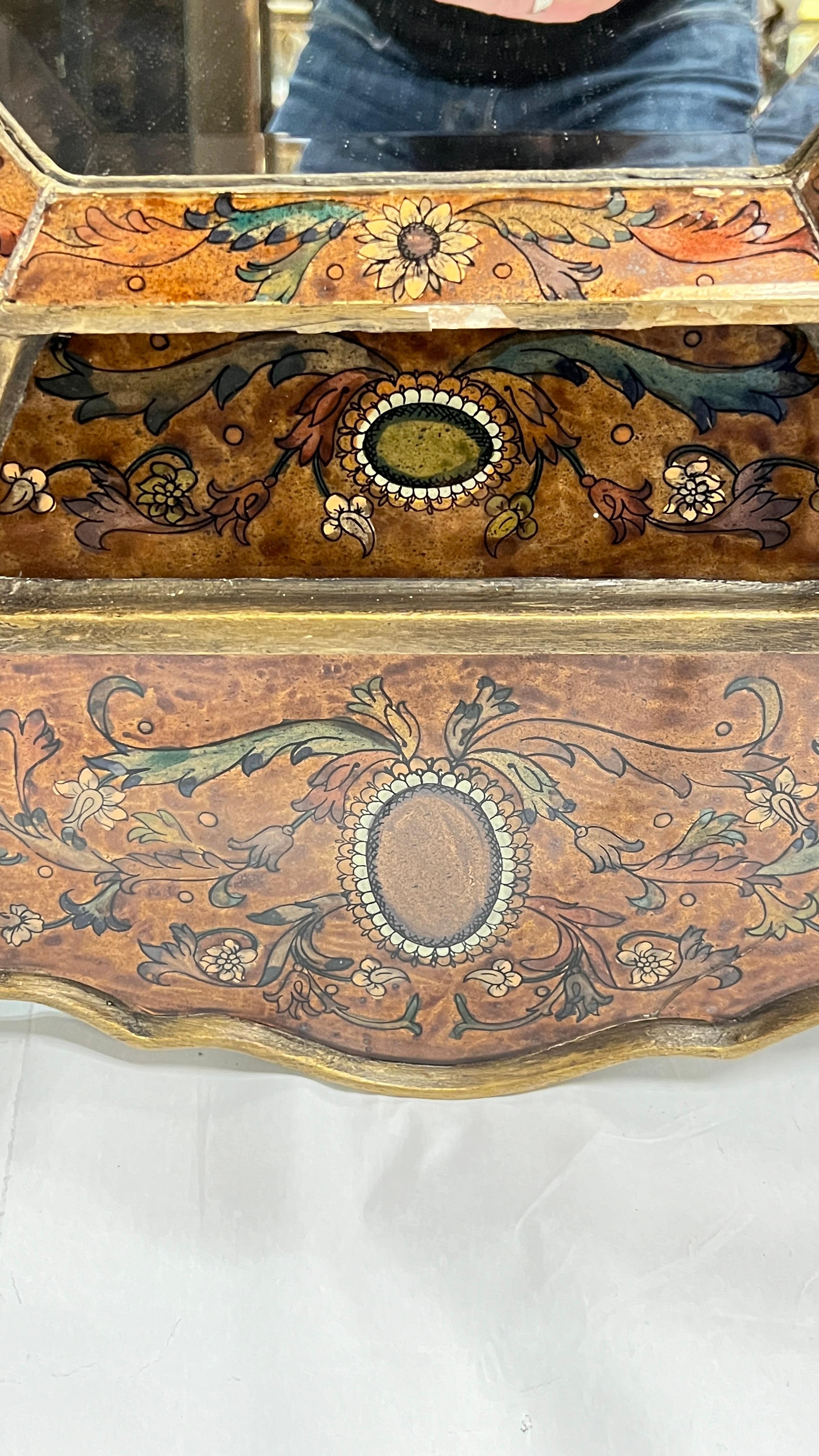 Vintage octogonal de estilo veneciano  Espejo de pared pintado al revés Italiano en venta