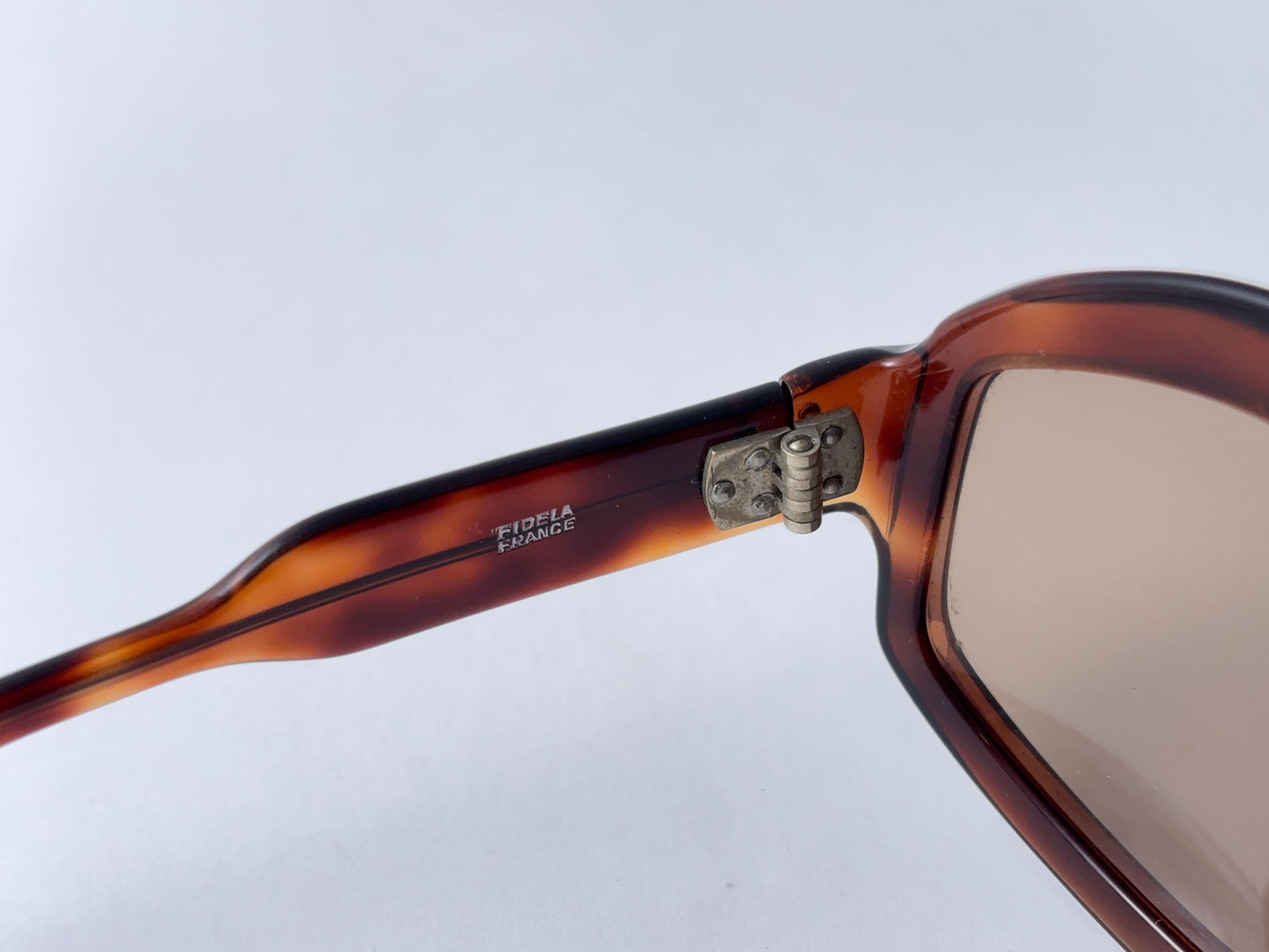 Lunettes de soleil vintage Odeon By Fidela Avantgarde 1970 Made in France Unisexe en vente